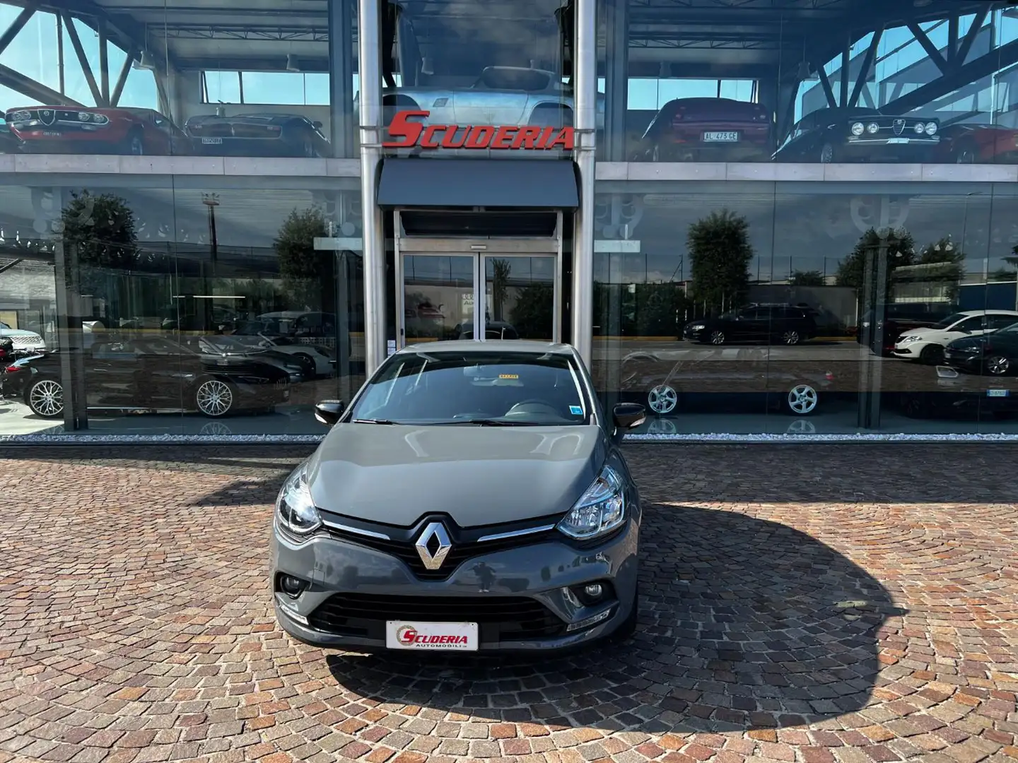 Renault Clio dCi 8V 90 CV 5 porte Moschino Life - Neopatentati Grigio - 1