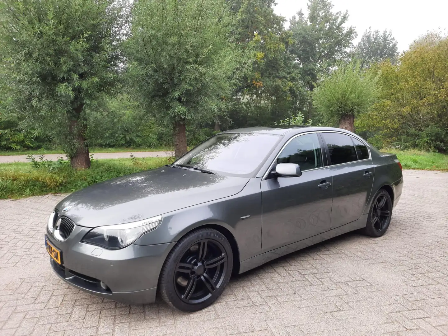 BMW 545 5-serie 545i Executive vol sport leer ecc Grijs - 1