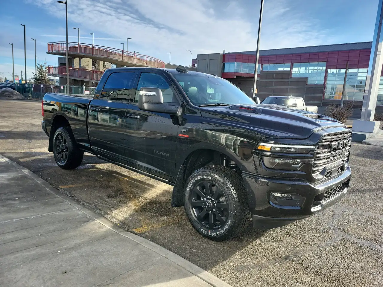 RAM 3500 снимка RAM 3500