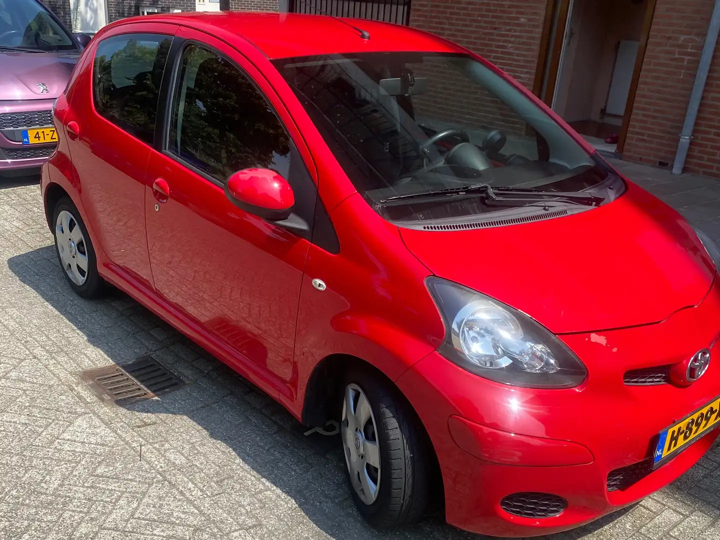 Toyota Aygo Aygo 1.0-12V Access Rouge - 1