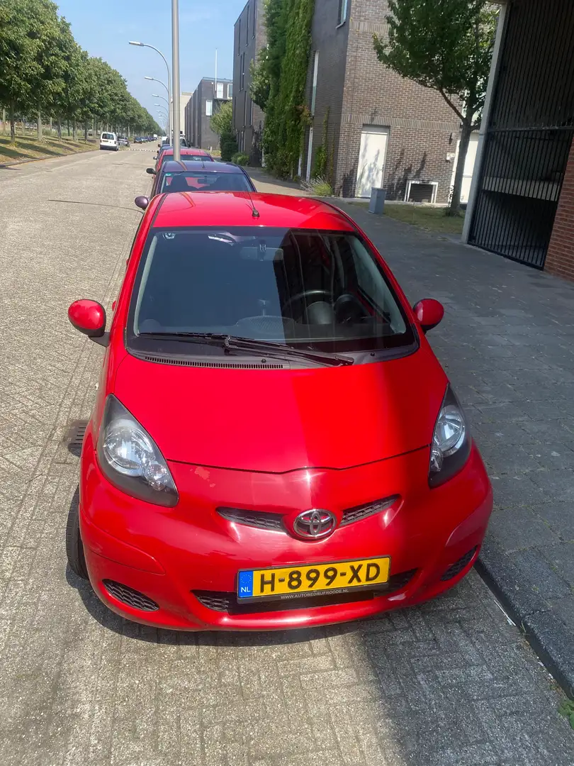 Toyota Aygo Aygo 1.0-12V Access Rouge - 2