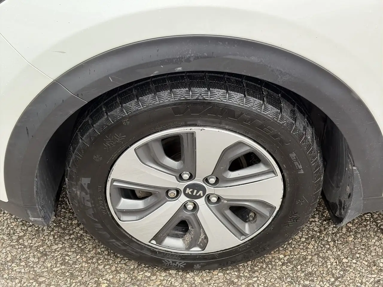 Kia Niro снимка Kia Niro