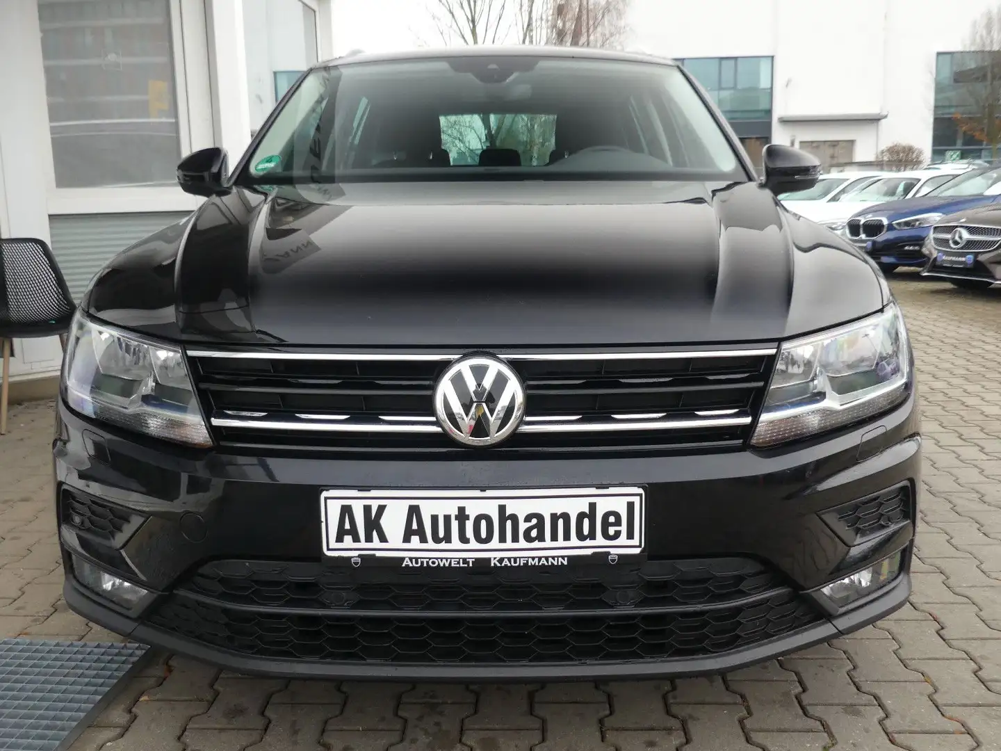 Volkswagen Tiguan Join DSG ACC PDC Navi Spurhalte. Schwarz - 2