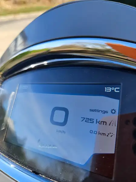 Vespa GTS Super Tech 300 - foto 6