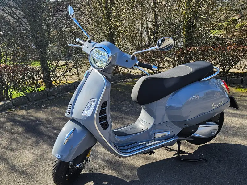 Vespa GTS Super Tech 300 - foto 4