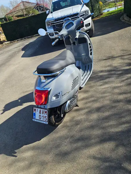 Vespa GTS Super Tech 300 - foto 2