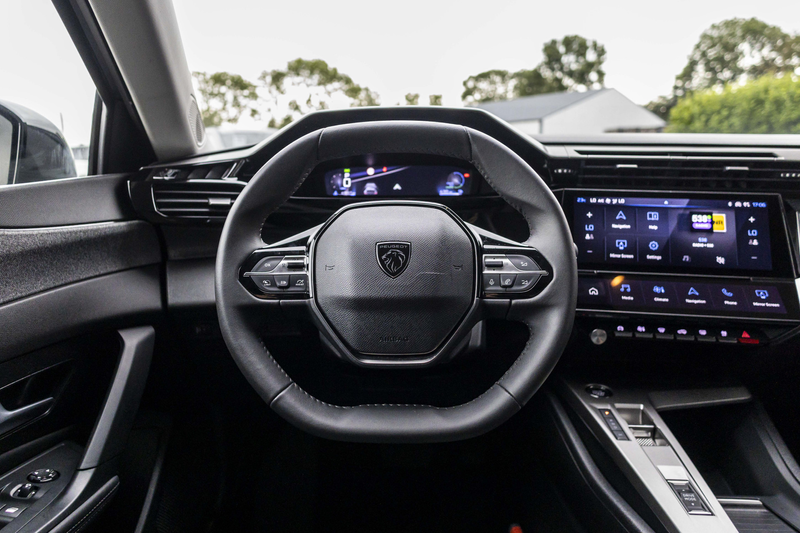 Peugeot 408 1.2 Hybrid 145 e-DCS6 Allure | Camera | NL Auto | — photo 7