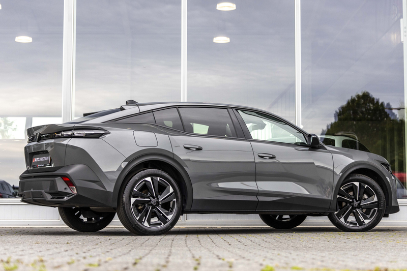 Peugeot 408 1.2 Hybrid 145 e-DCS6 Allure | Camera | NL Auto | — photo 2