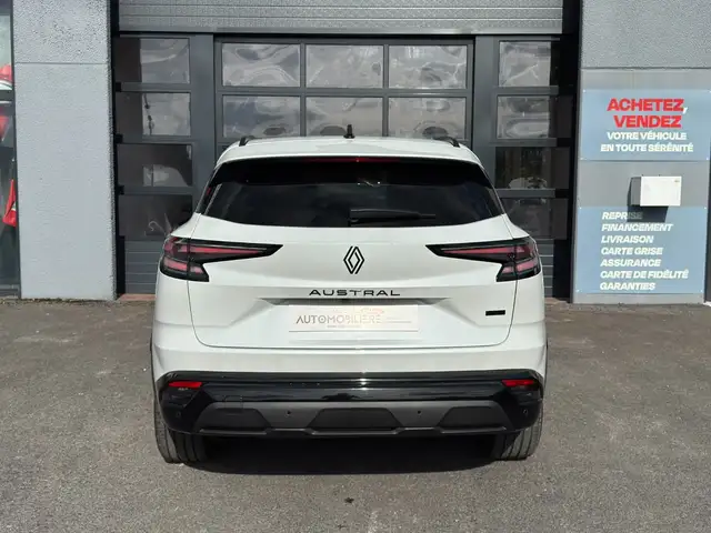 Renault Austral view 6