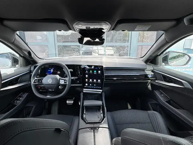 Renault Austral view 8