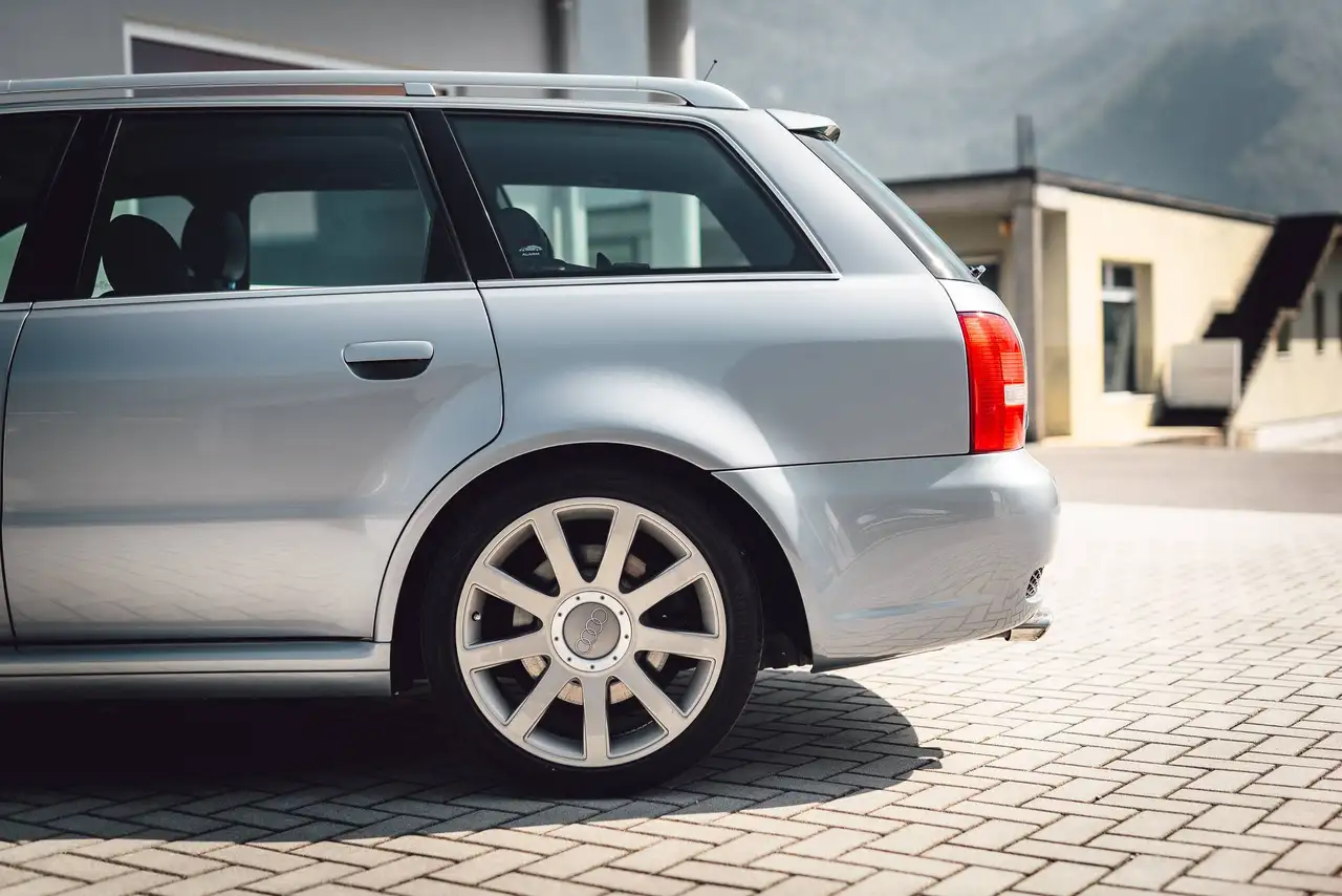 Audi RS4 2.7 B5 Avant - ASI Targa Oro - Targhe Originali - Italiana, foto 8