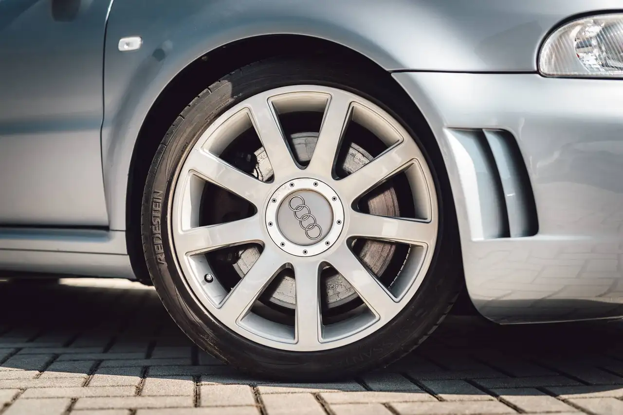 Audi RS4 2.7 B5 Avant - ASI Targa Oro - Targhe Originali - Italiana, foto 5