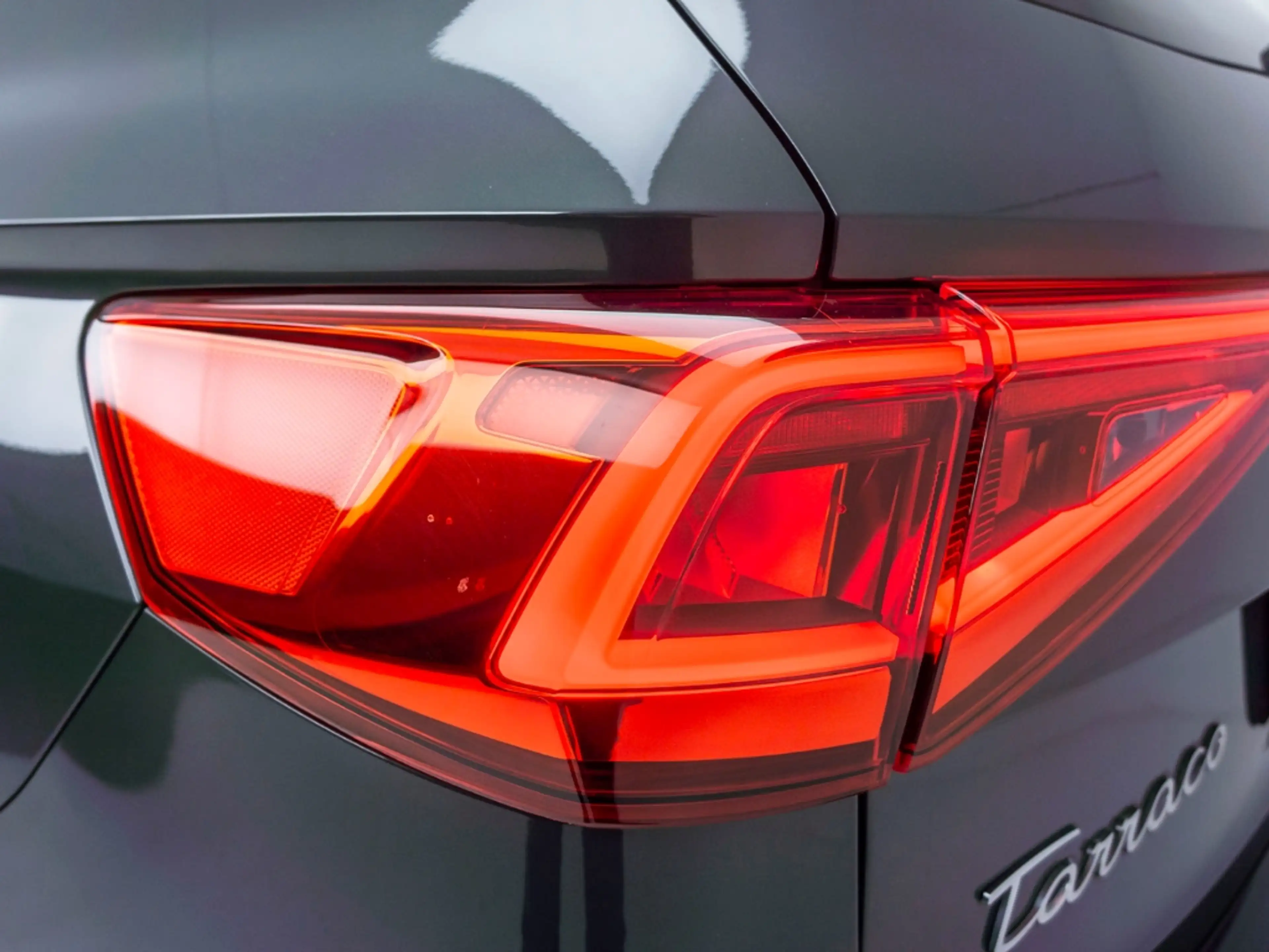 SEAT Tarraco FR e-HYBRID WINTERPAKET AUTOMATIK PDC v+h (GW71) — photo 12