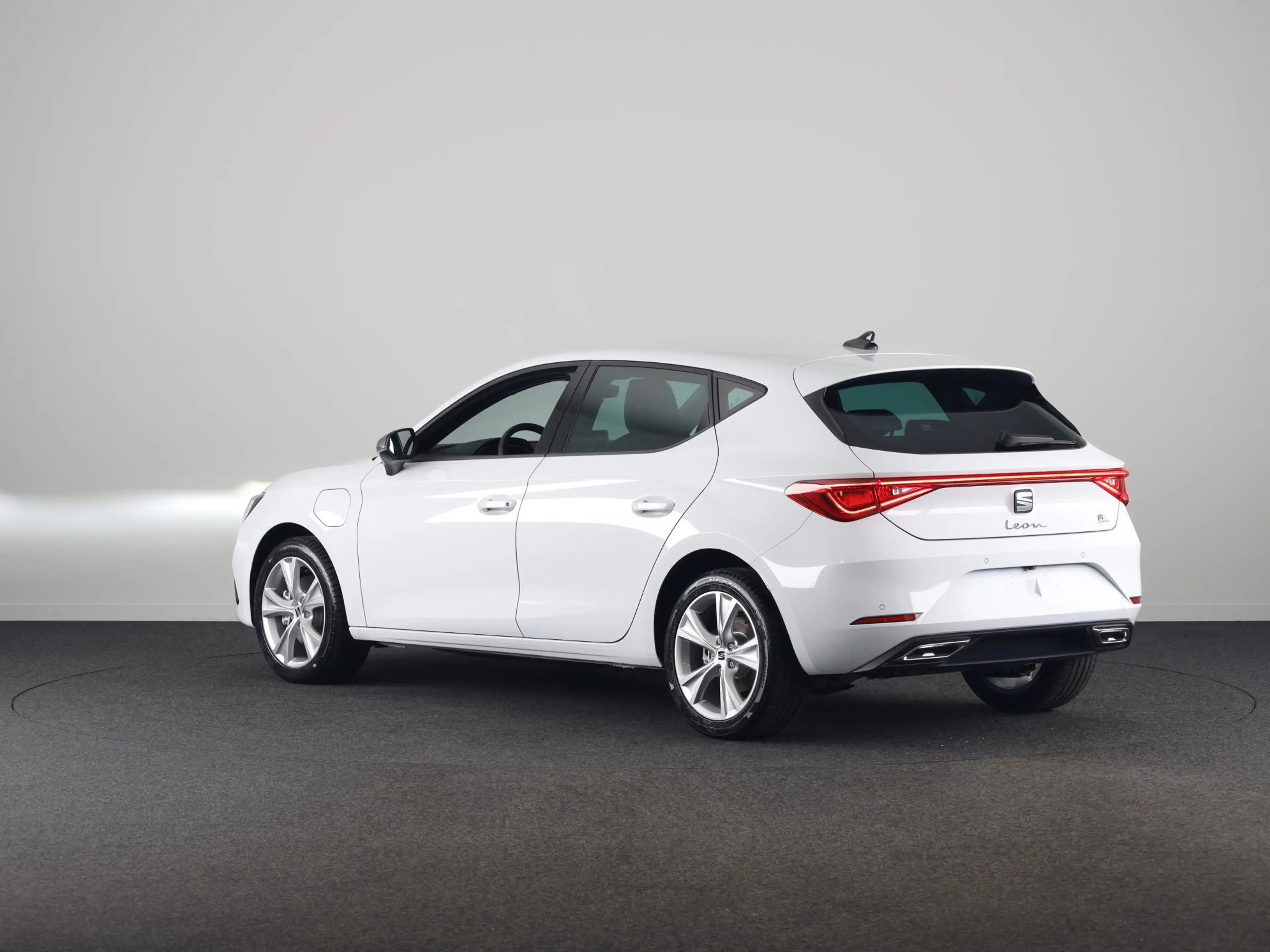 SEAT Leon e-Hybrid 1.5 TSI FR Business | Elektr. Trekhaak | Technolog — photo 3