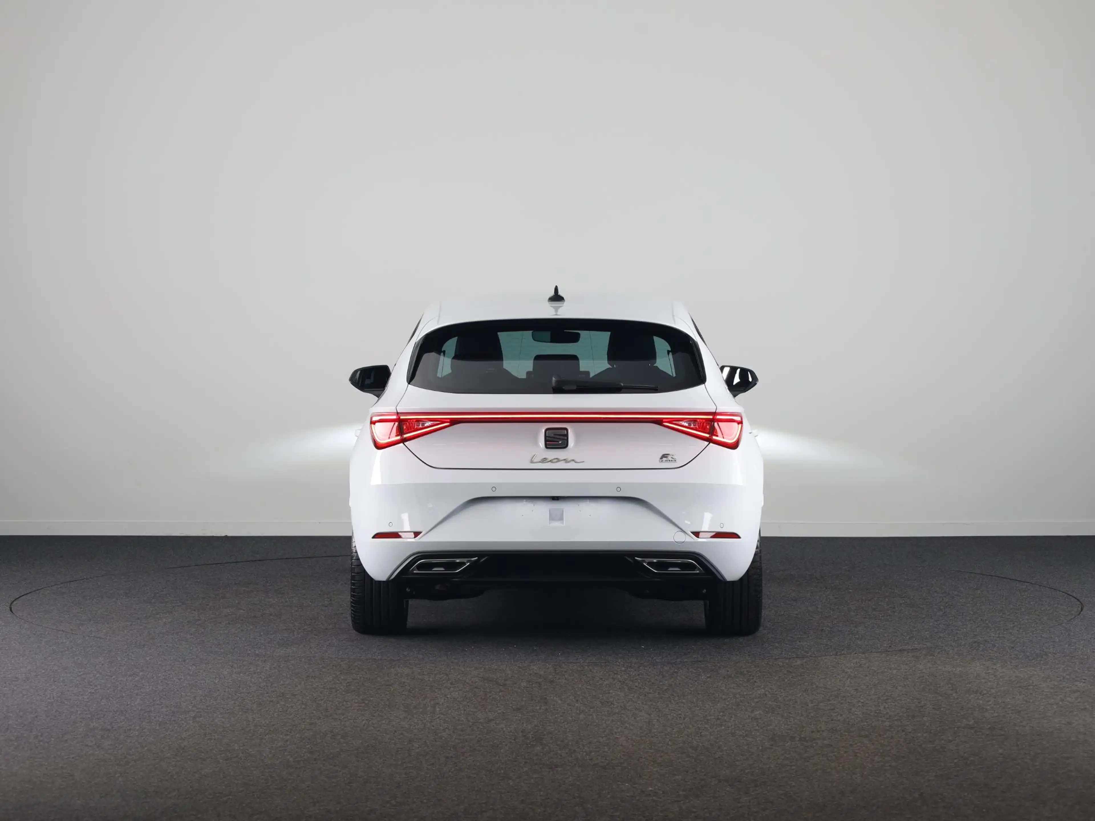 SEAT Leon e-Hybrid 1.5 TSI FR Business | Elektr. Trekhaak | Technolog — photo 4