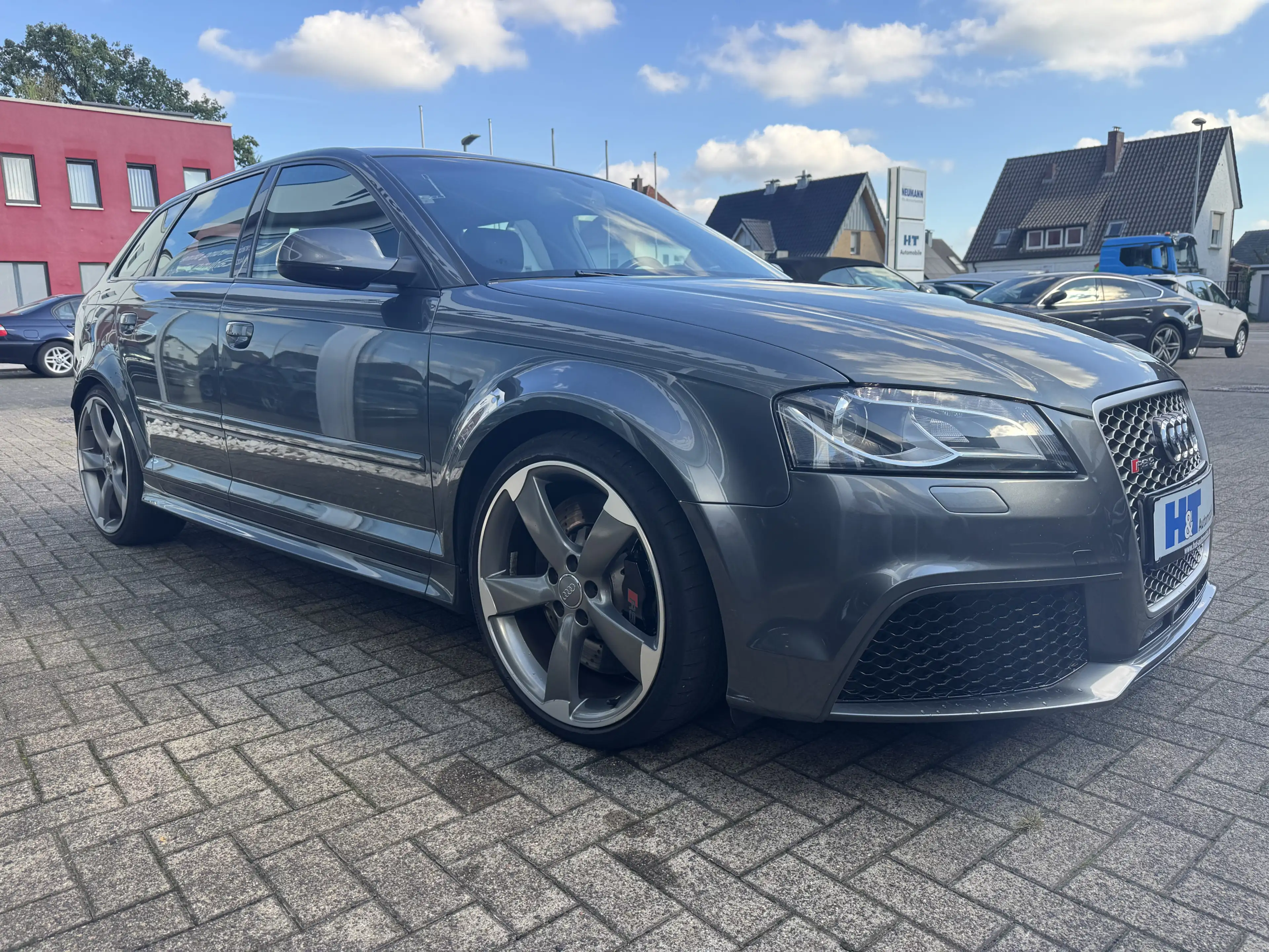 Audi RS3 — photo 11