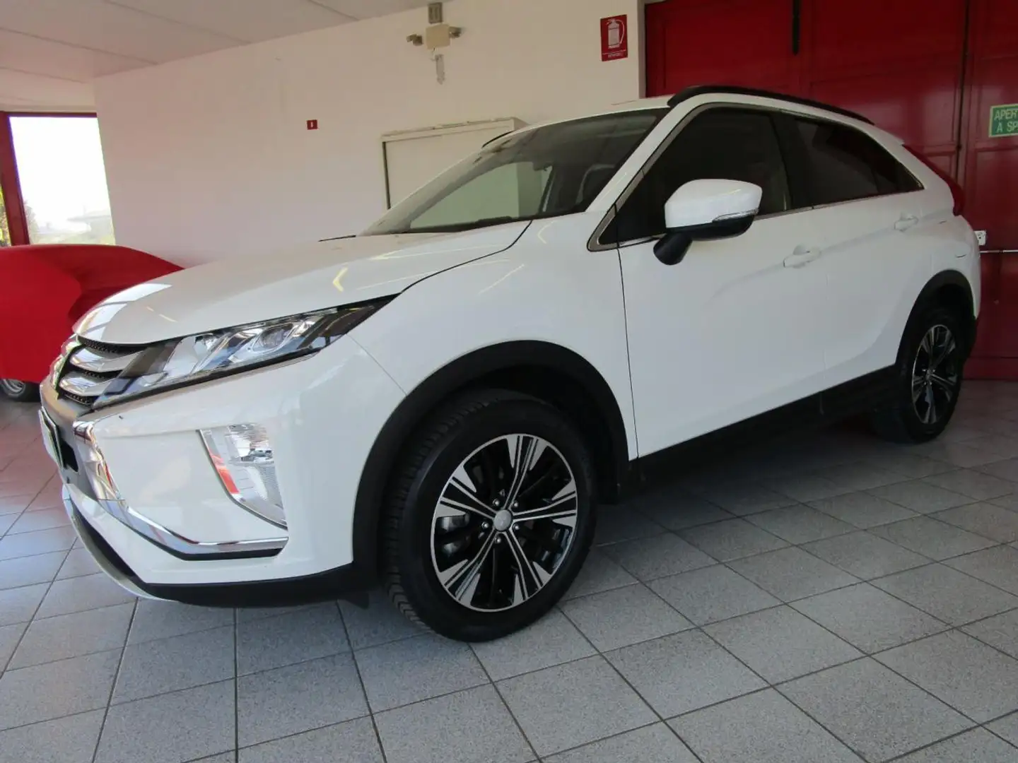 Mitsubishi Eclipse Cross 1.5 turbo 2WD Intense Blanc - 1