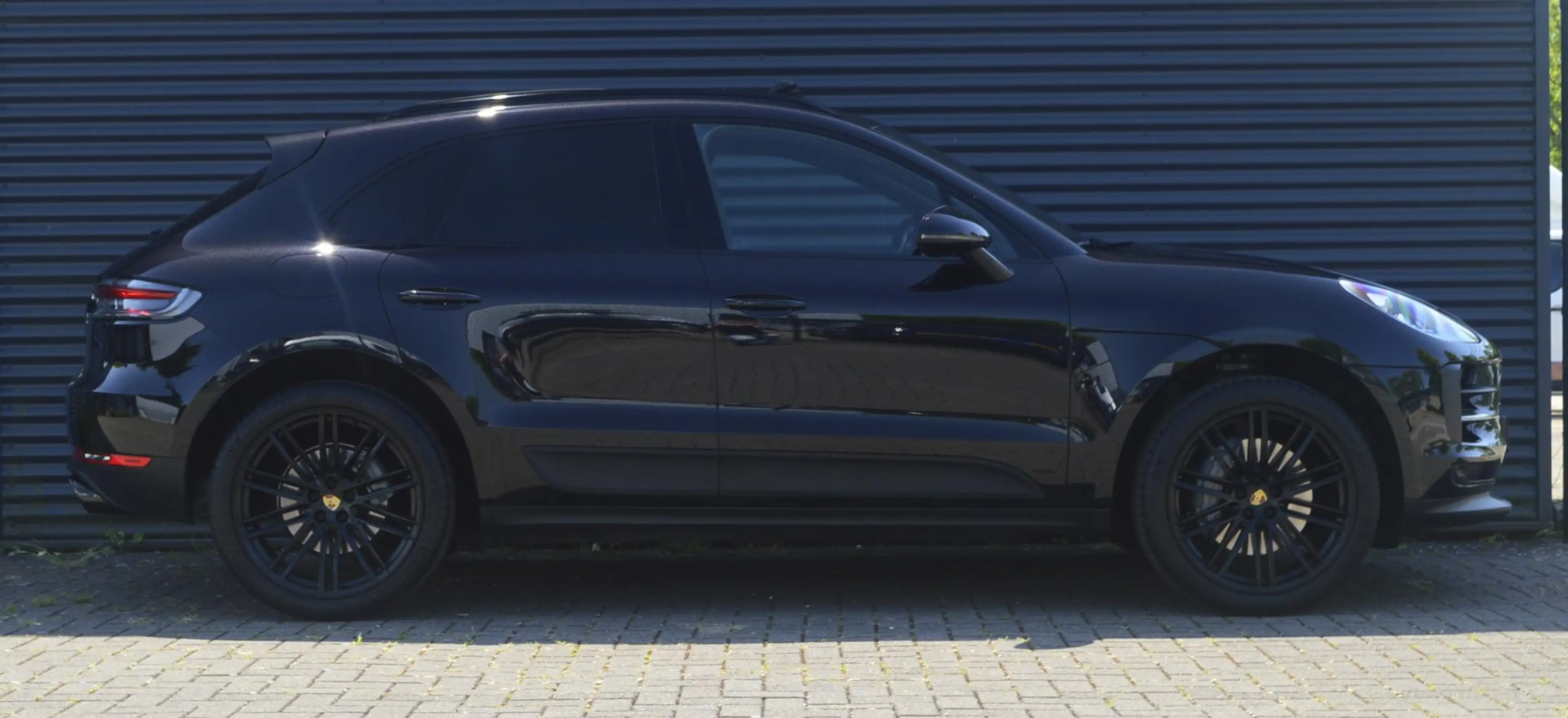 Porsche Macan 3.0 S — photo 5