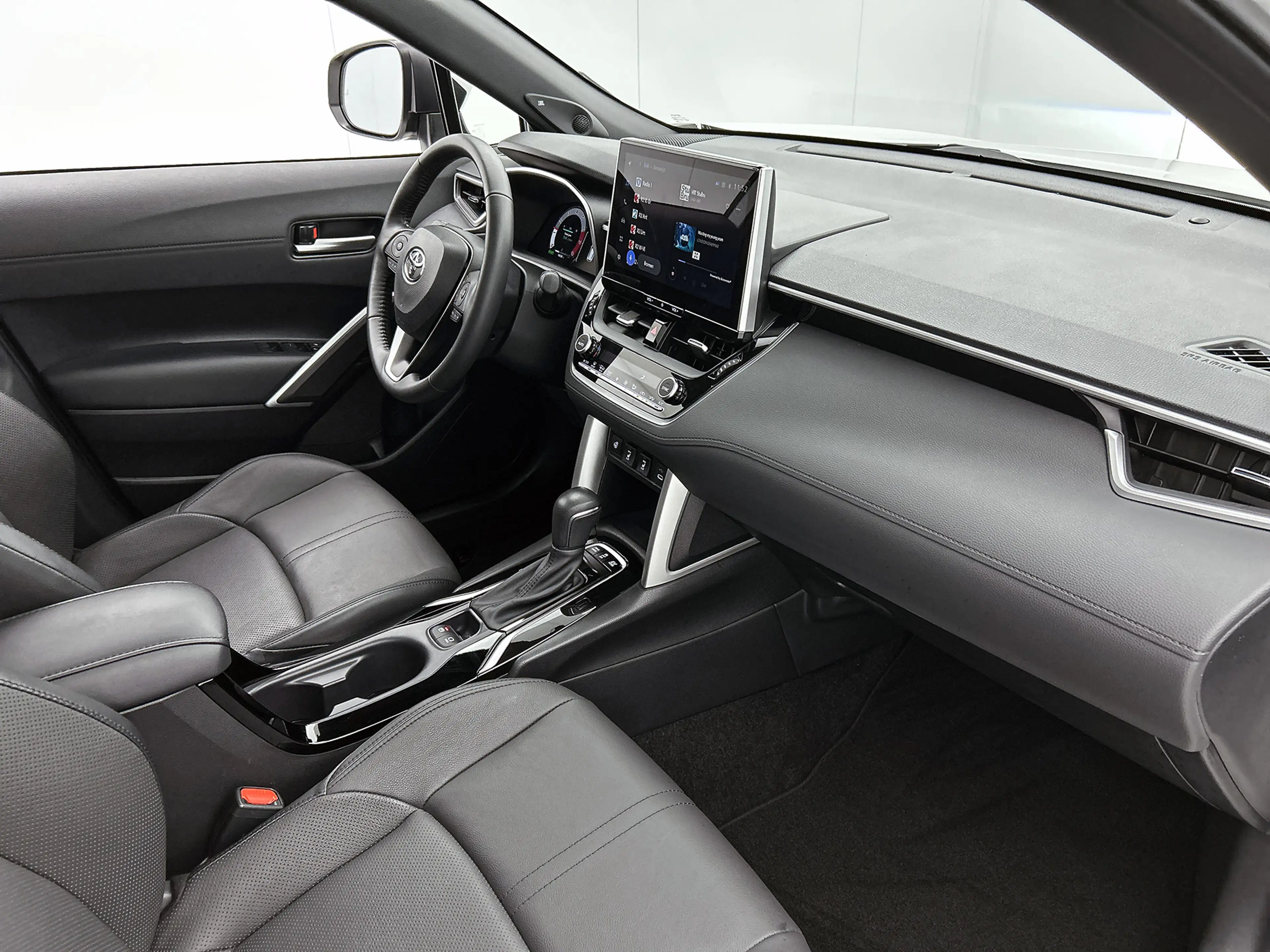 Toyota Corolla Cross Hybrid 200 Executive AWD l JBL l Parkeersensoren l — photo 8