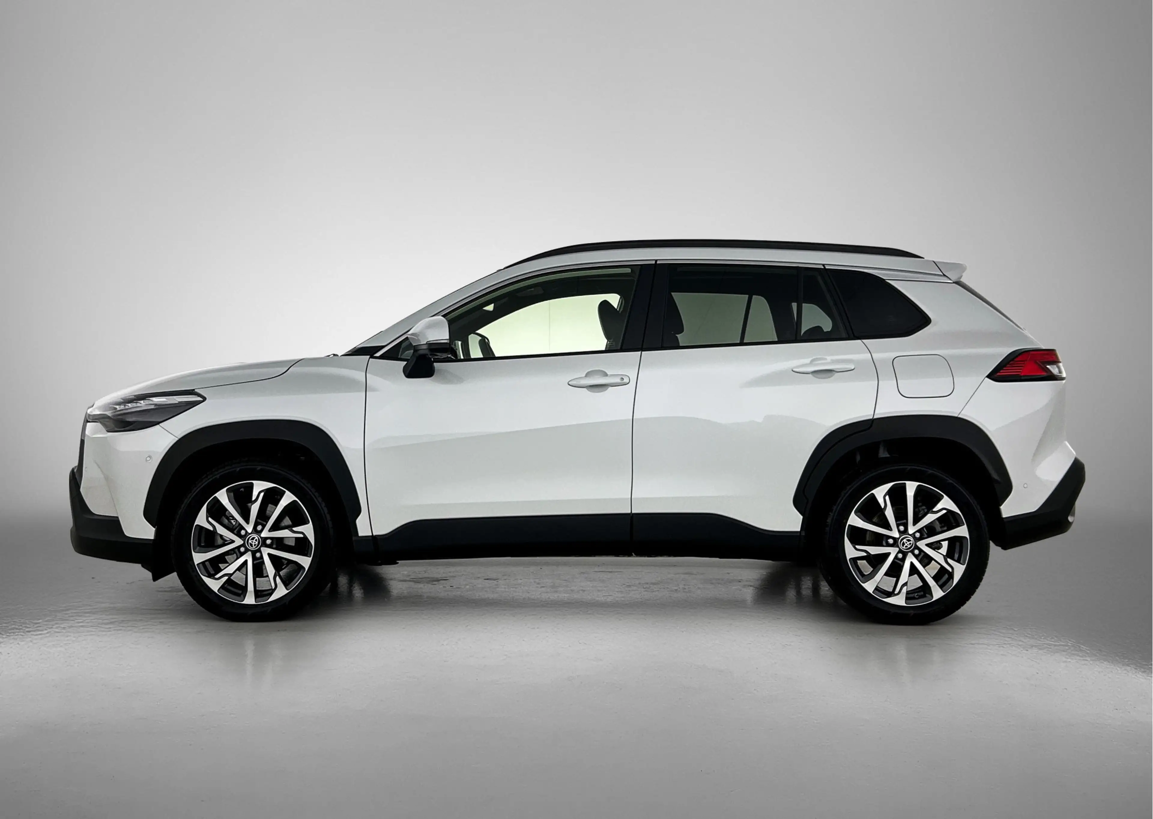 Toyota Corolla Cross Hybrid 200 Executive AWD l JBL l Parkeersensoren l — photo 4