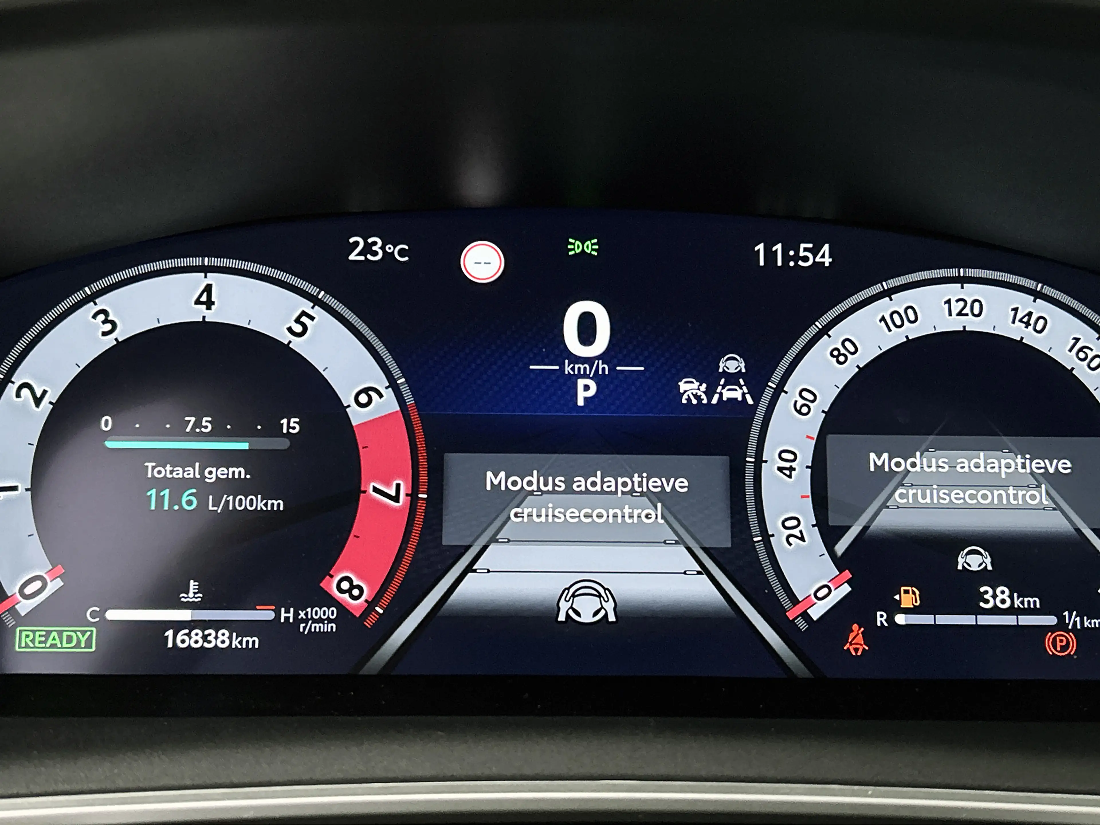 Toyota Corolla Cross Hybrid 200 Executive AWD l JBL l Parkeersensoren l — photo 7