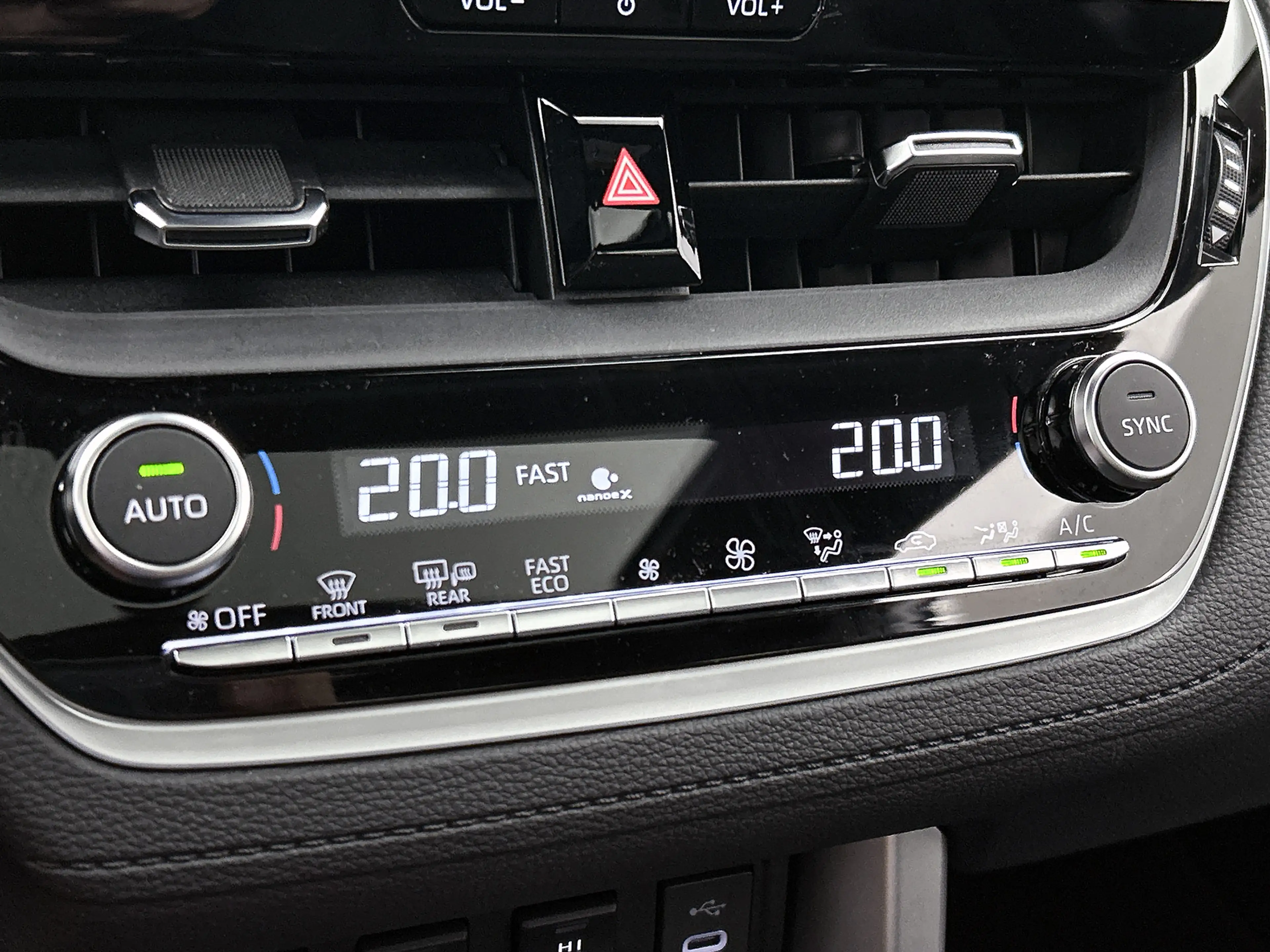 Toyota Corolla Cross Hybrid 200 Executive AWD l JBL l Parkeersensoren l — photo 13