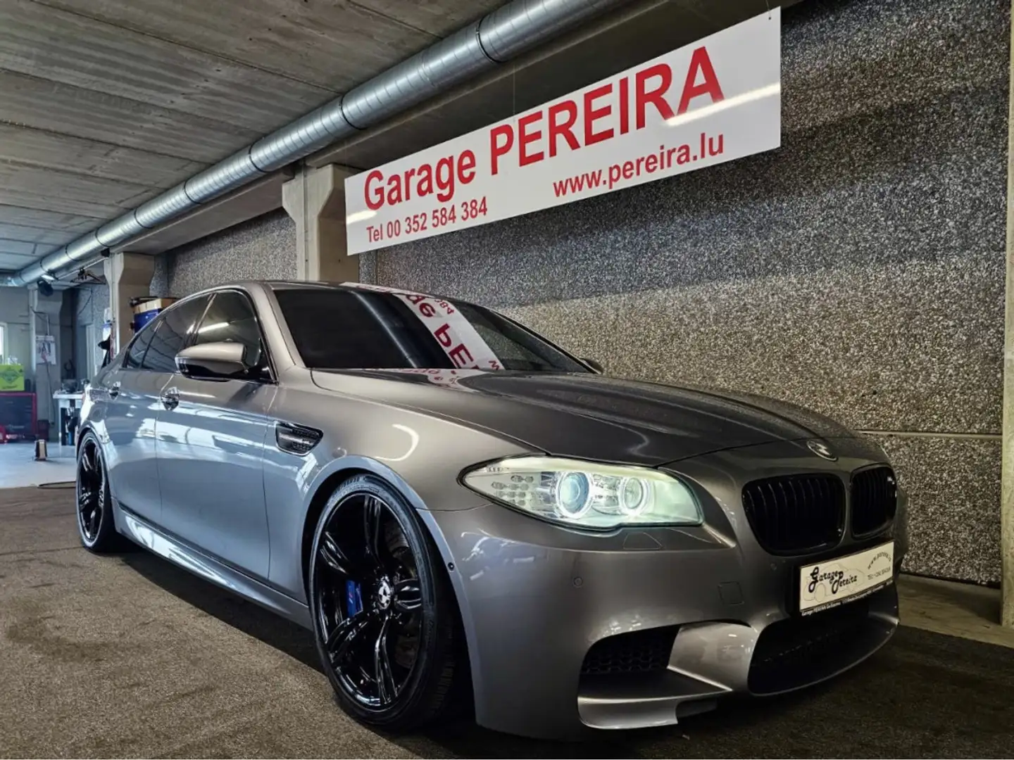 BMW M5 4.4 DKG NIGHT VISION CUIR NAVI Gris - 1
