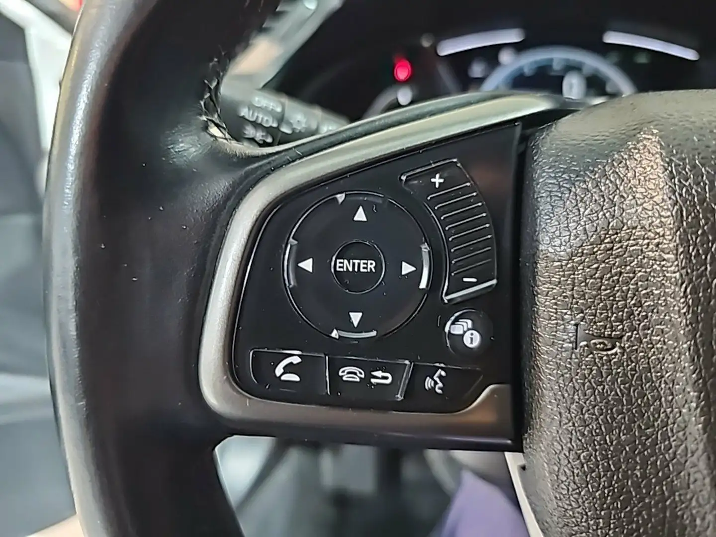 Honda Civic 1.0 VTEC Turbo Elegance Navi Blanco - 2