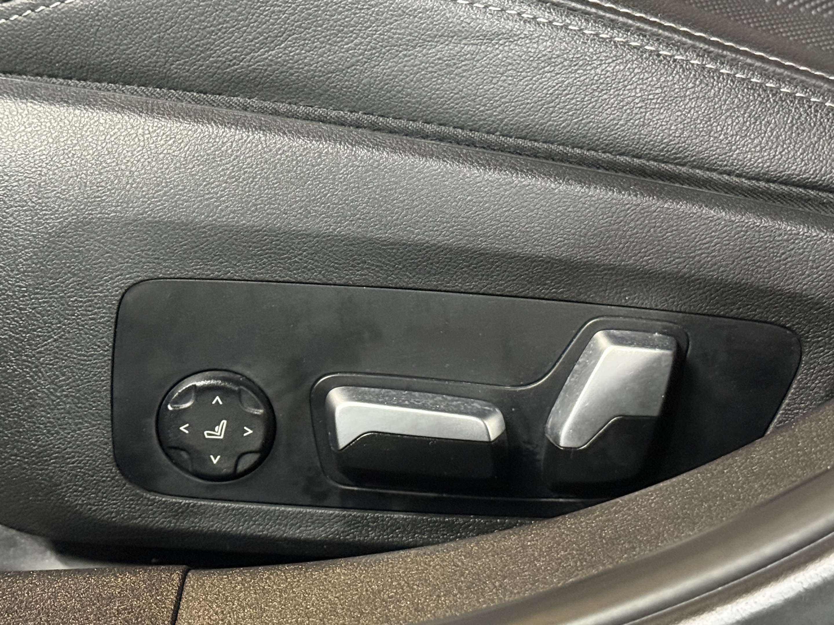 2022 BMW 3 Series 330e l Hybrid l Plug In l Bmw Hybrid Warranty thumb 15