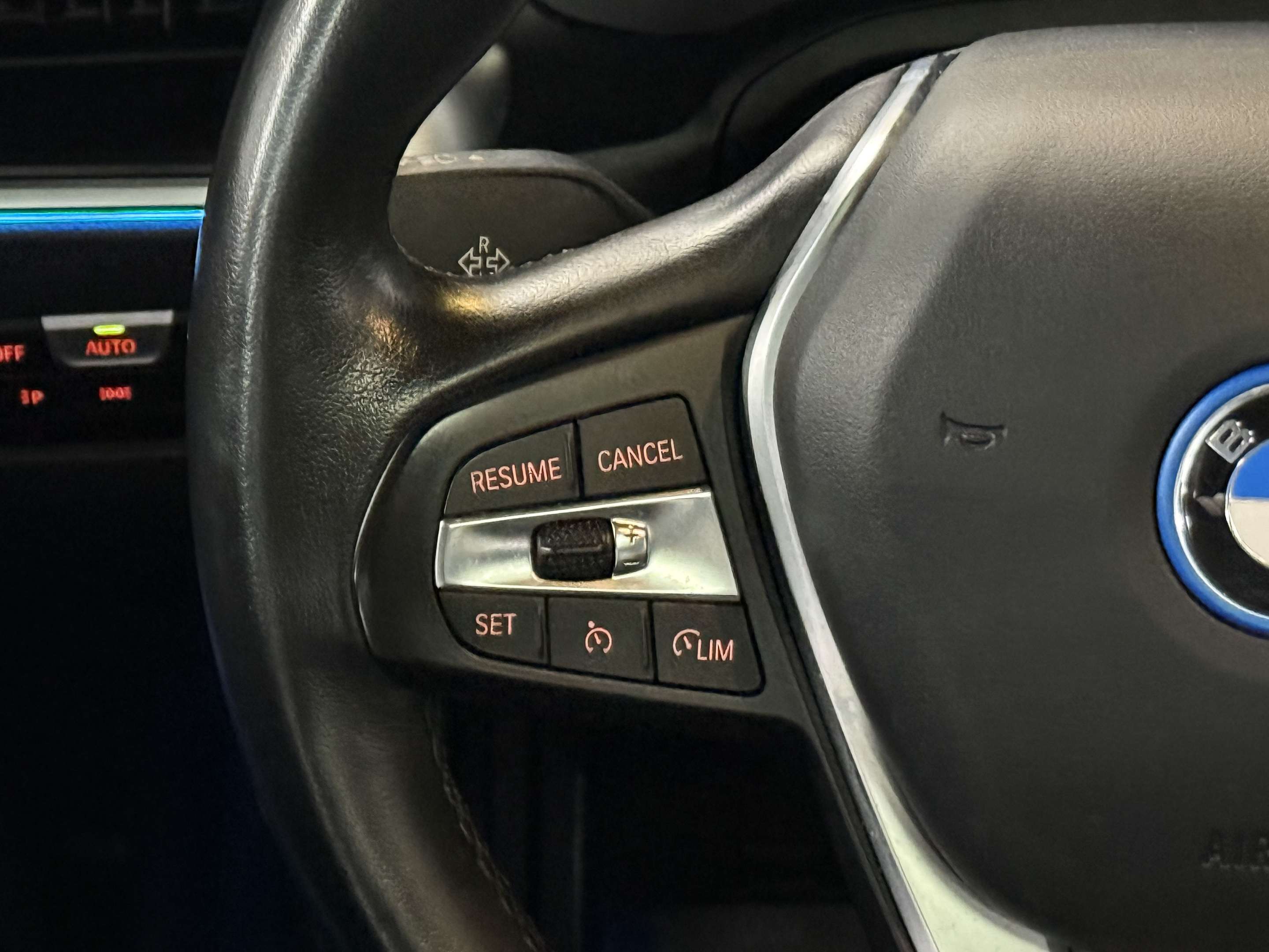 2022 BMW 3 Series 330e l Hybrid l Plug In l Bmw Hybrid Warranty thumb 25