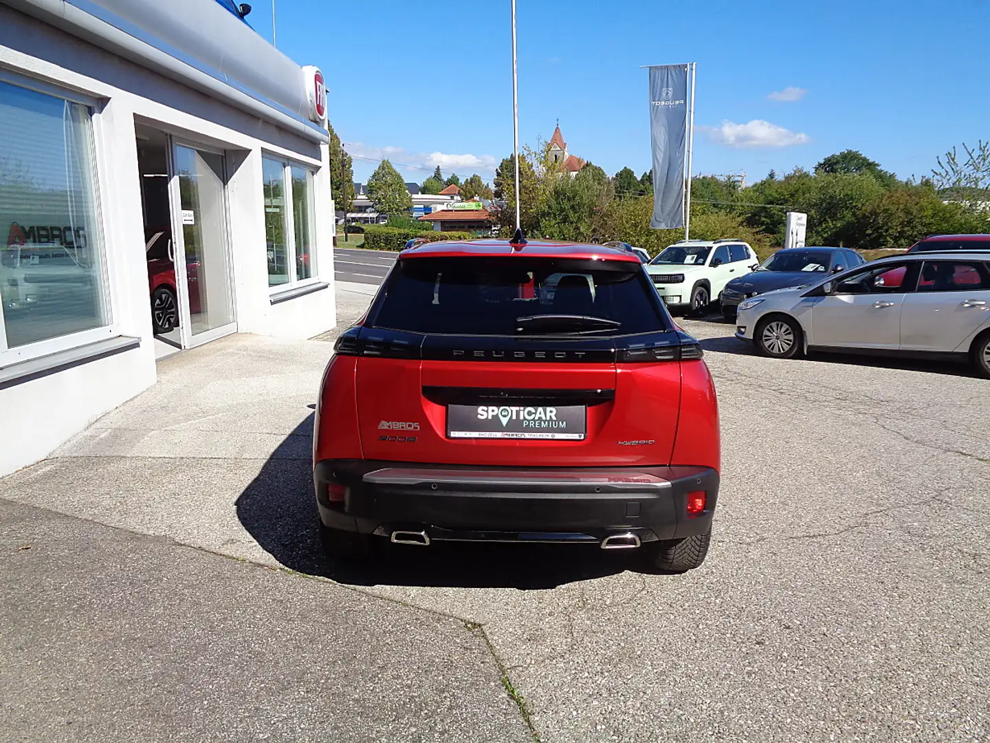Peugeot 2008 Hybrid 145 e-DCS6 Allure Rot - 2