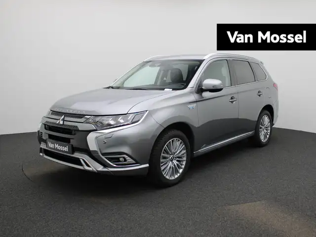 Mitsubishi Outlander 2.4 PHEV Intense | NAVIGATIE | CAMERA | STOELVERWA