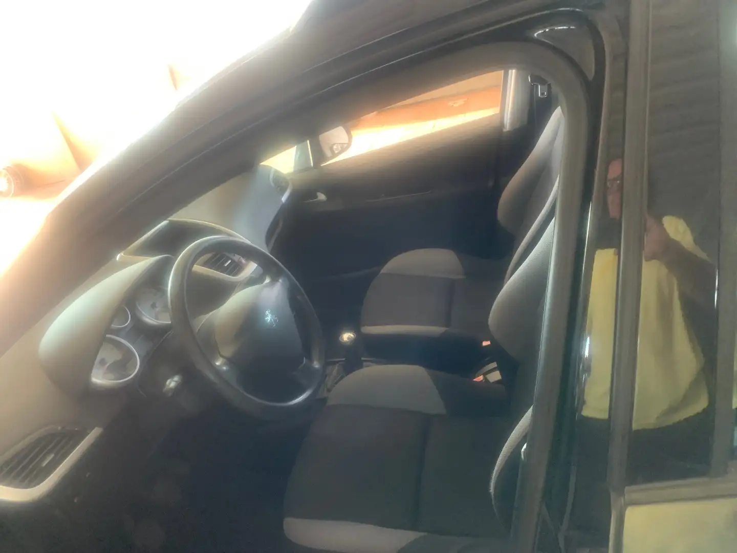 Peugeot 207 207 SW 1.4 8v X-Line eco-Gpl FL Negro - 2