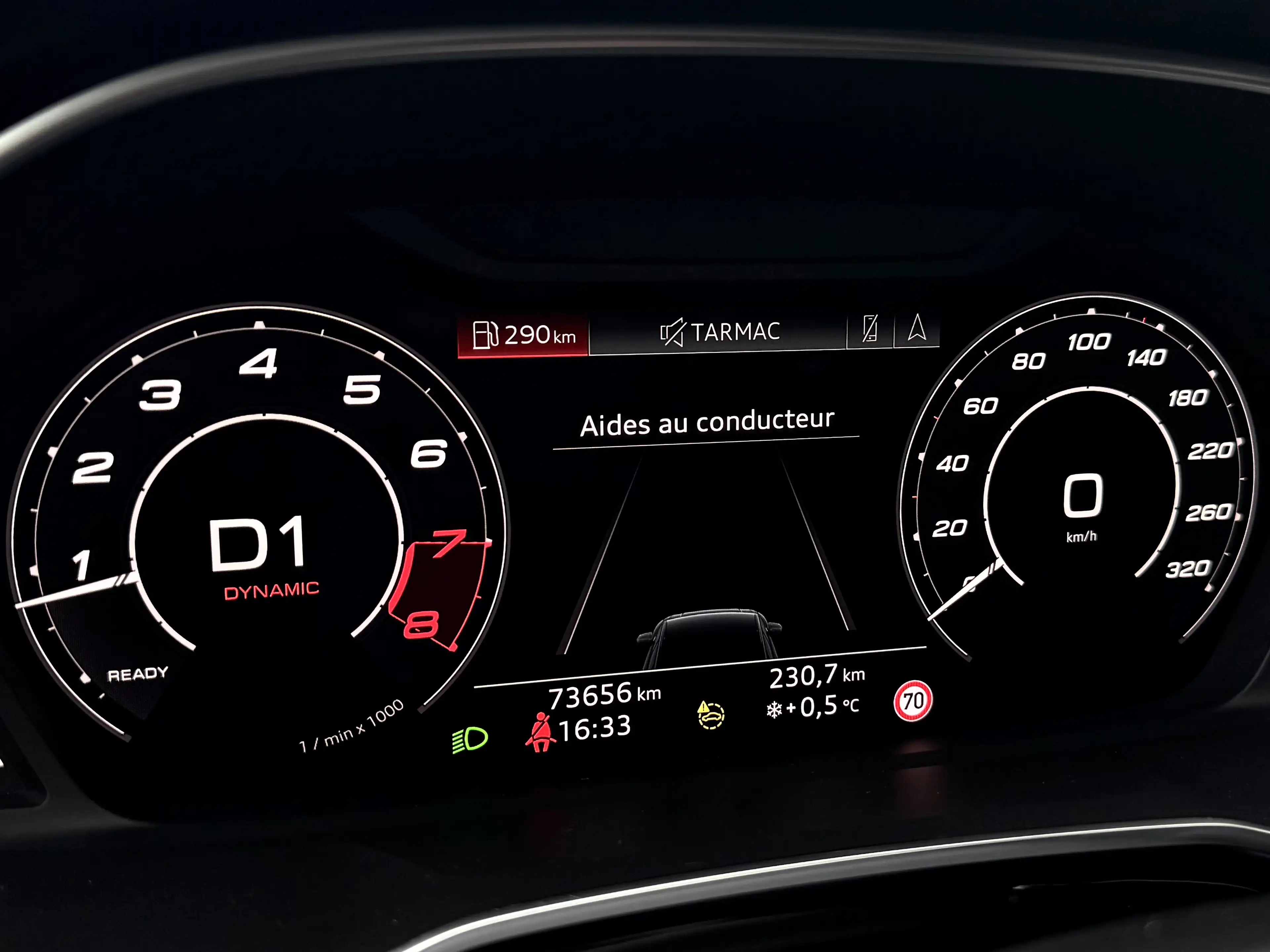 Audi RS Q3 2.5 TFSi 400CV SHADOW PLUS ALCANTARA NAVi CARPLAY+ — photo 12