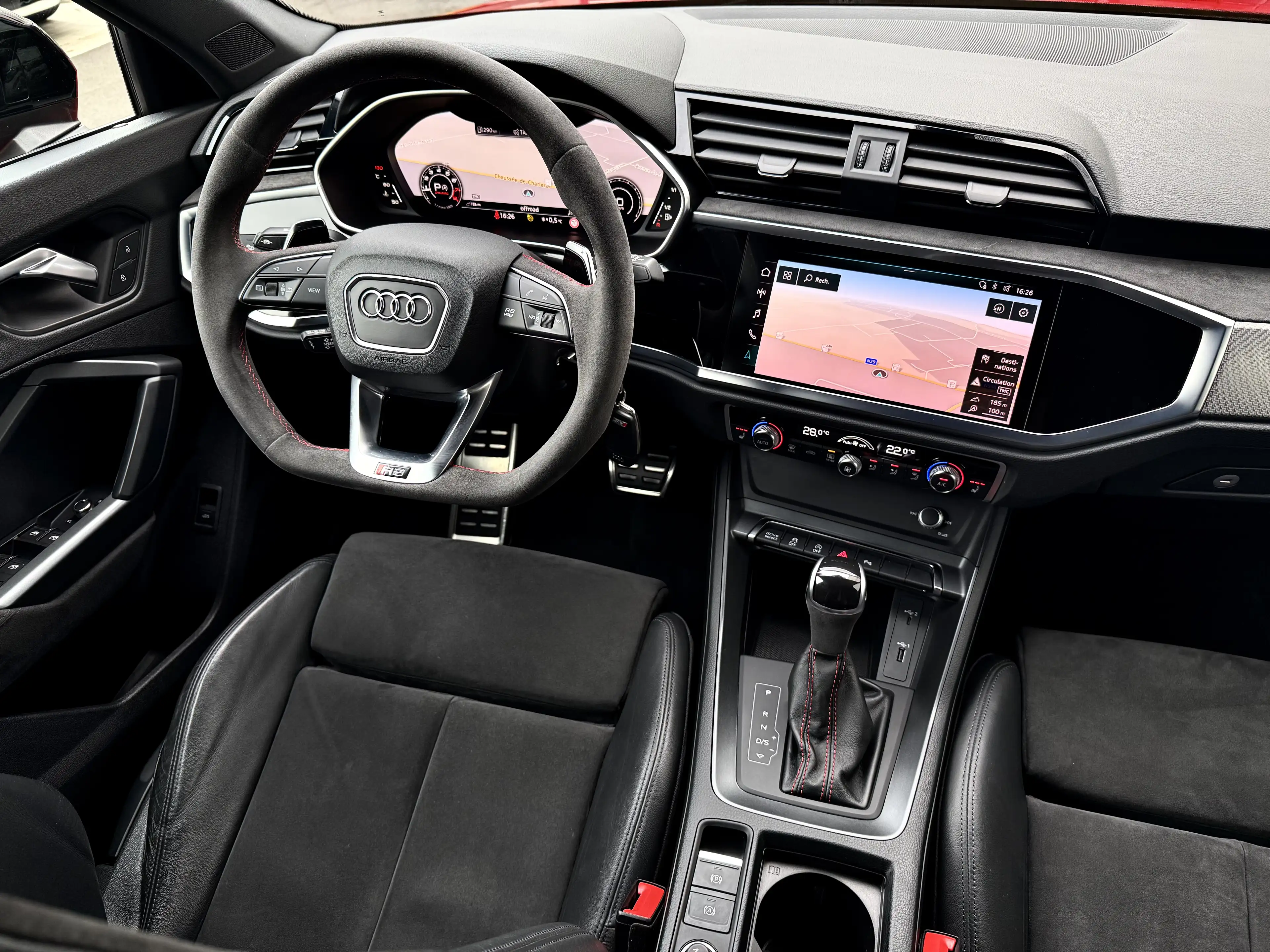 Audi RS Q3 2.5 TFSi 400CV SHADOW PLUS ALCANTARA NAVi CARPLAY+ — photo 11