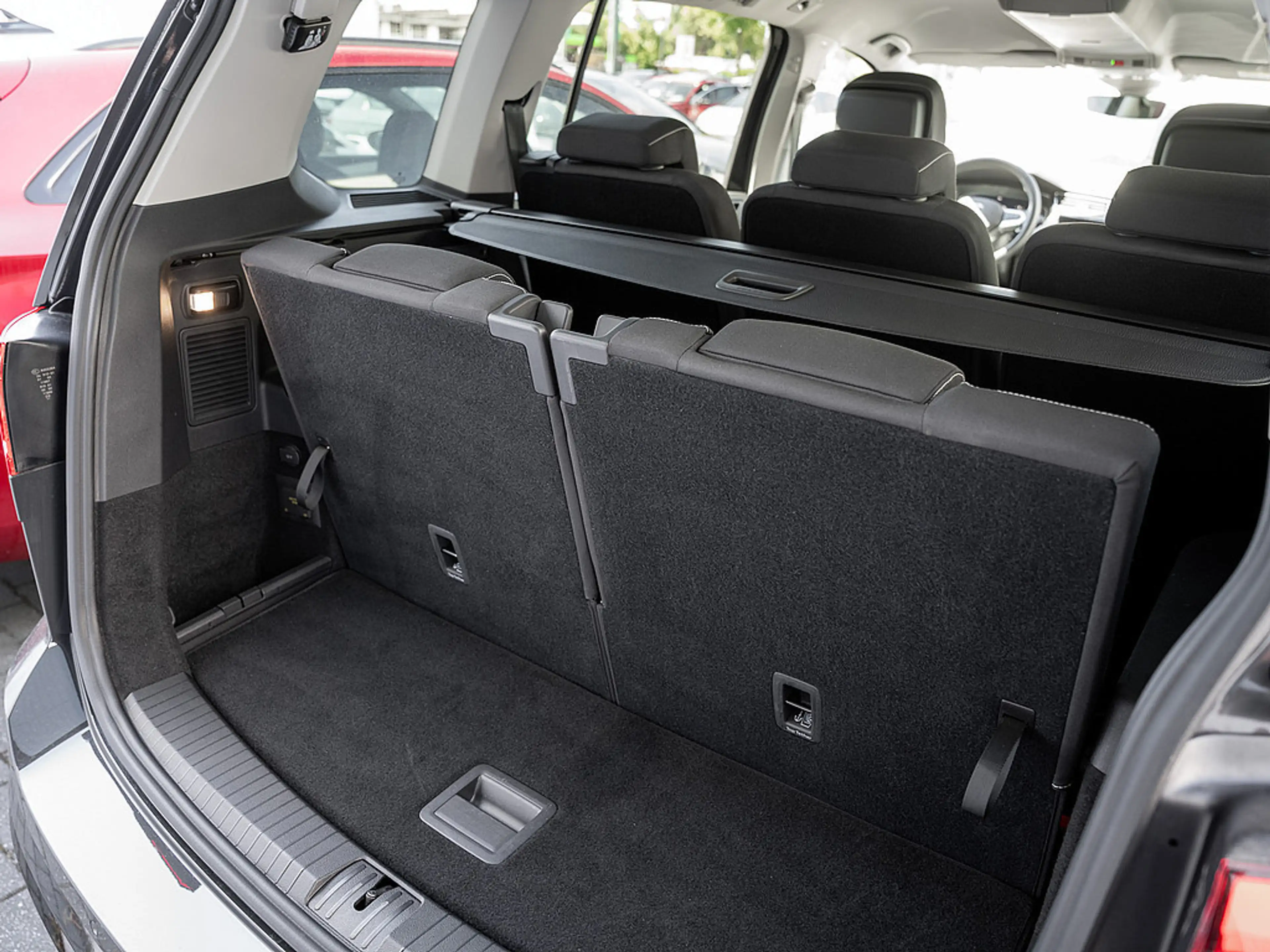 Volkswagen Touran 1.5 TSI Move DSG AHK KAM 7-SITZER LED — photo 15