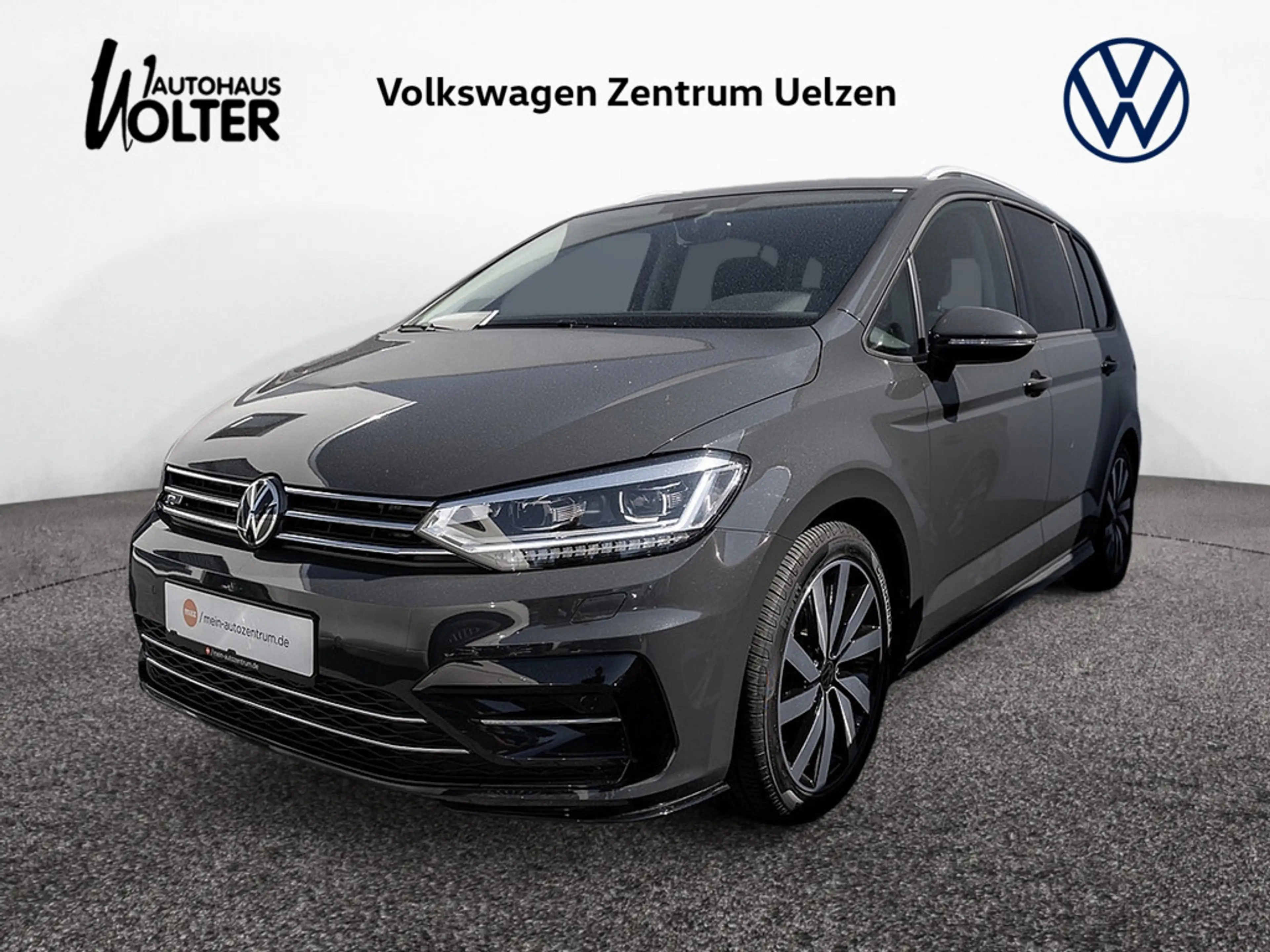 Volkswagen Touran 1.5 TSI Move DSG AHK KAM 7-SITZER LED