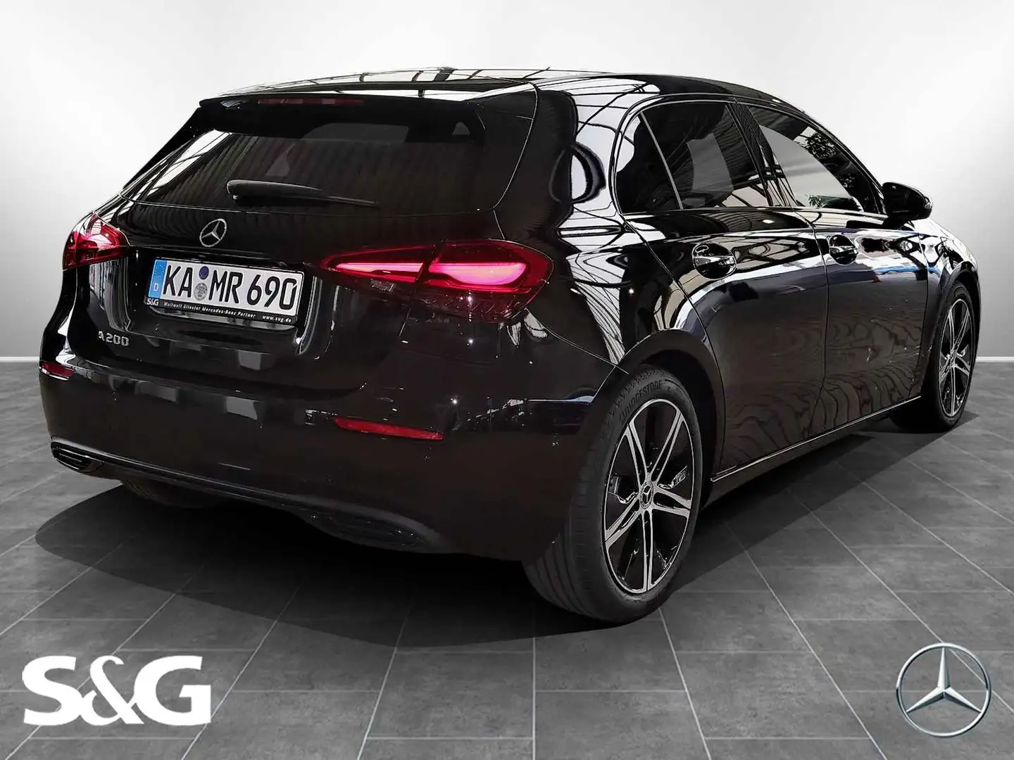Mercedes-Benz A 200 Progressive MBUX+RüKam+M-LED+Pano+Distroni Schwarz - 2