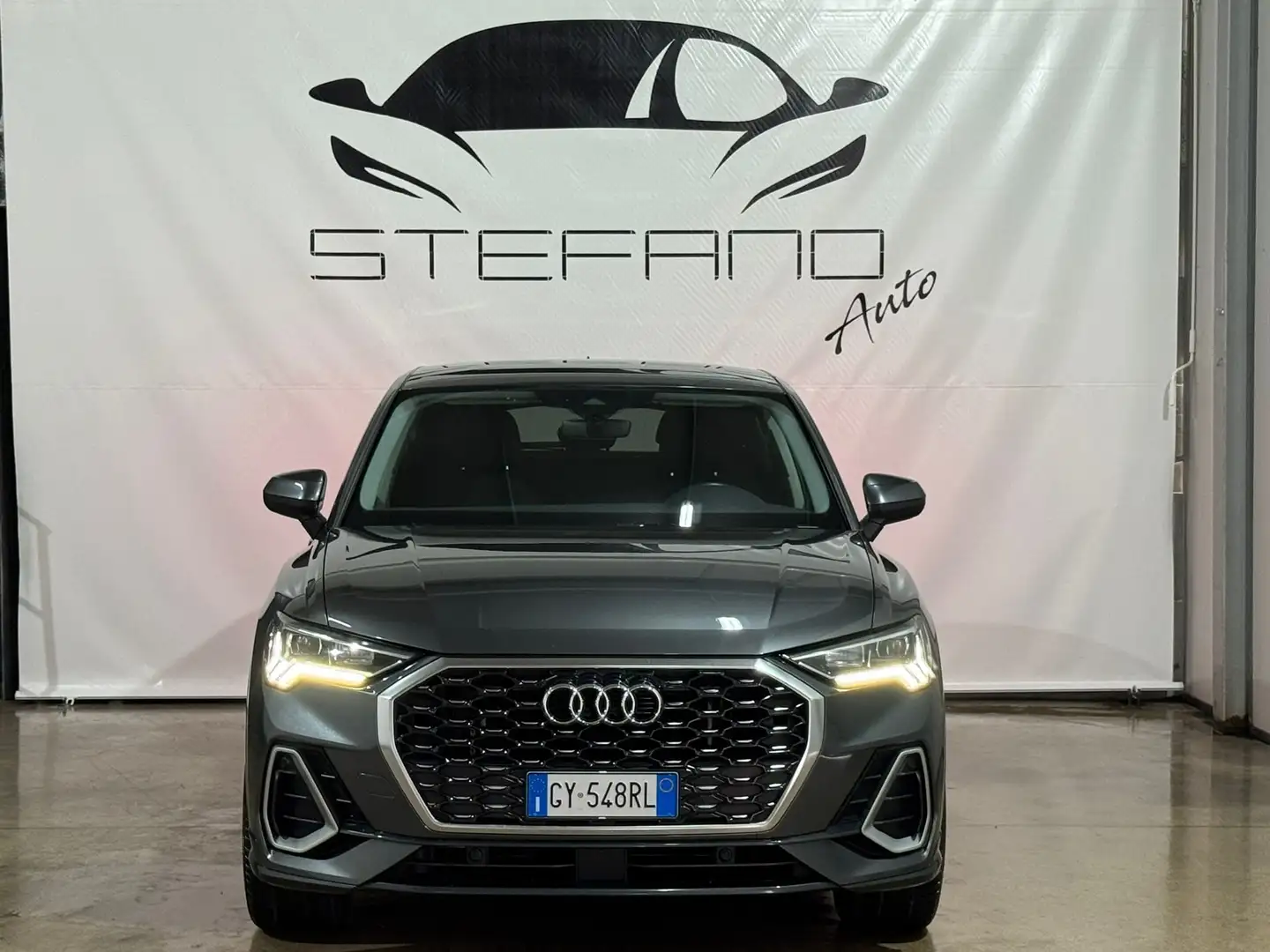 Audi Q3 2.0 tdi S line edition 150cv s-tronic Gris - 2