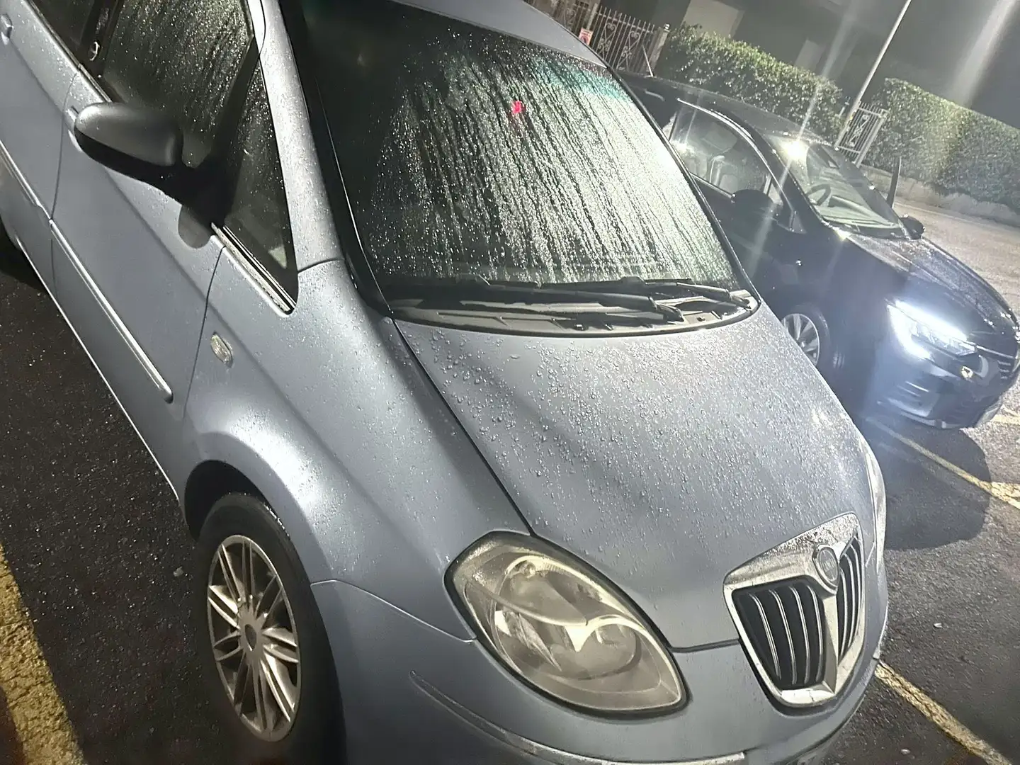 Lancia MUSA Musa II 2009 1.4 16v Platino ecochic Gpl Blauw - 1