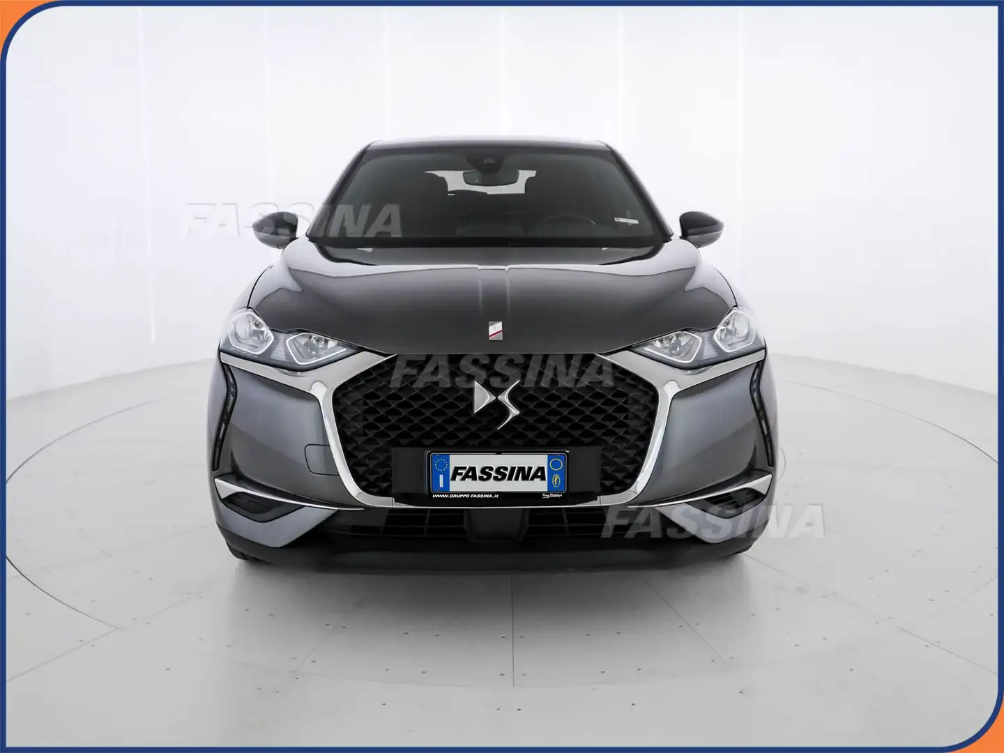 DS Automobiles DS 3 Crossback E-Tense So Chic Grau - 2