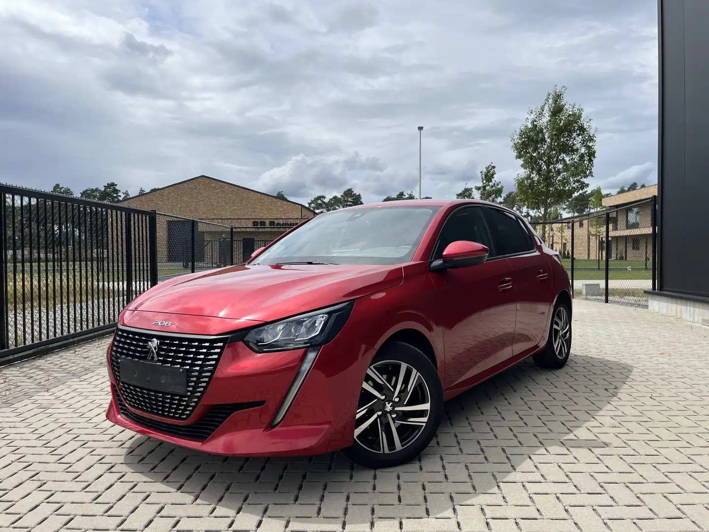 Peugeot 208 Allure - Automaat - Virtuele Cockpit - 1