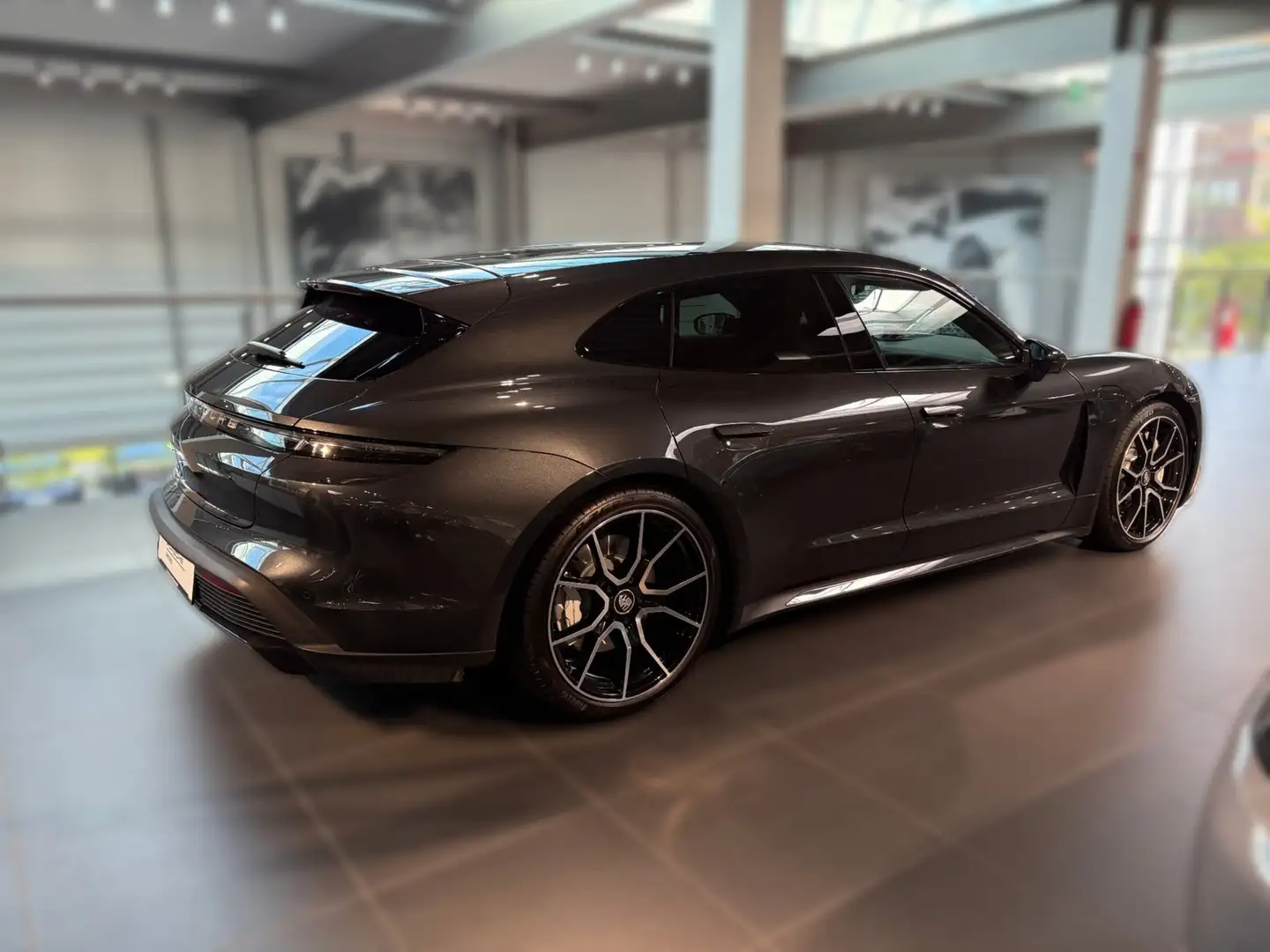 Porsche Taycan Turbo Sport Turismo Bose StHz ACC HuD Noir - 2