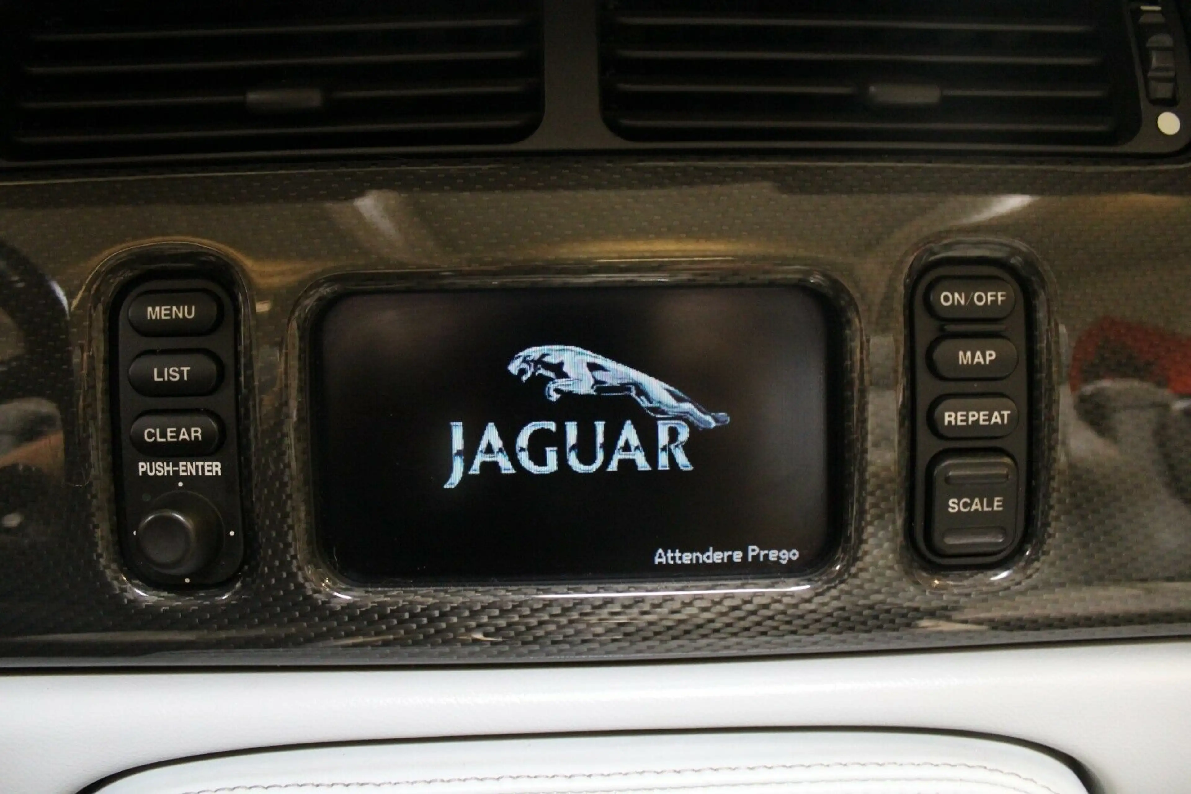 Jaguar XKR Cabrio 4.2 S - 1 von 50 | Final Edition — photo 10