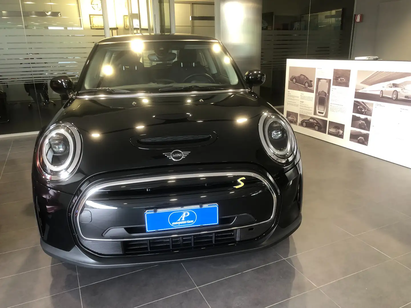 MINI Cooper SE Mini 3p Cooper SE Electric auto Negro - 2