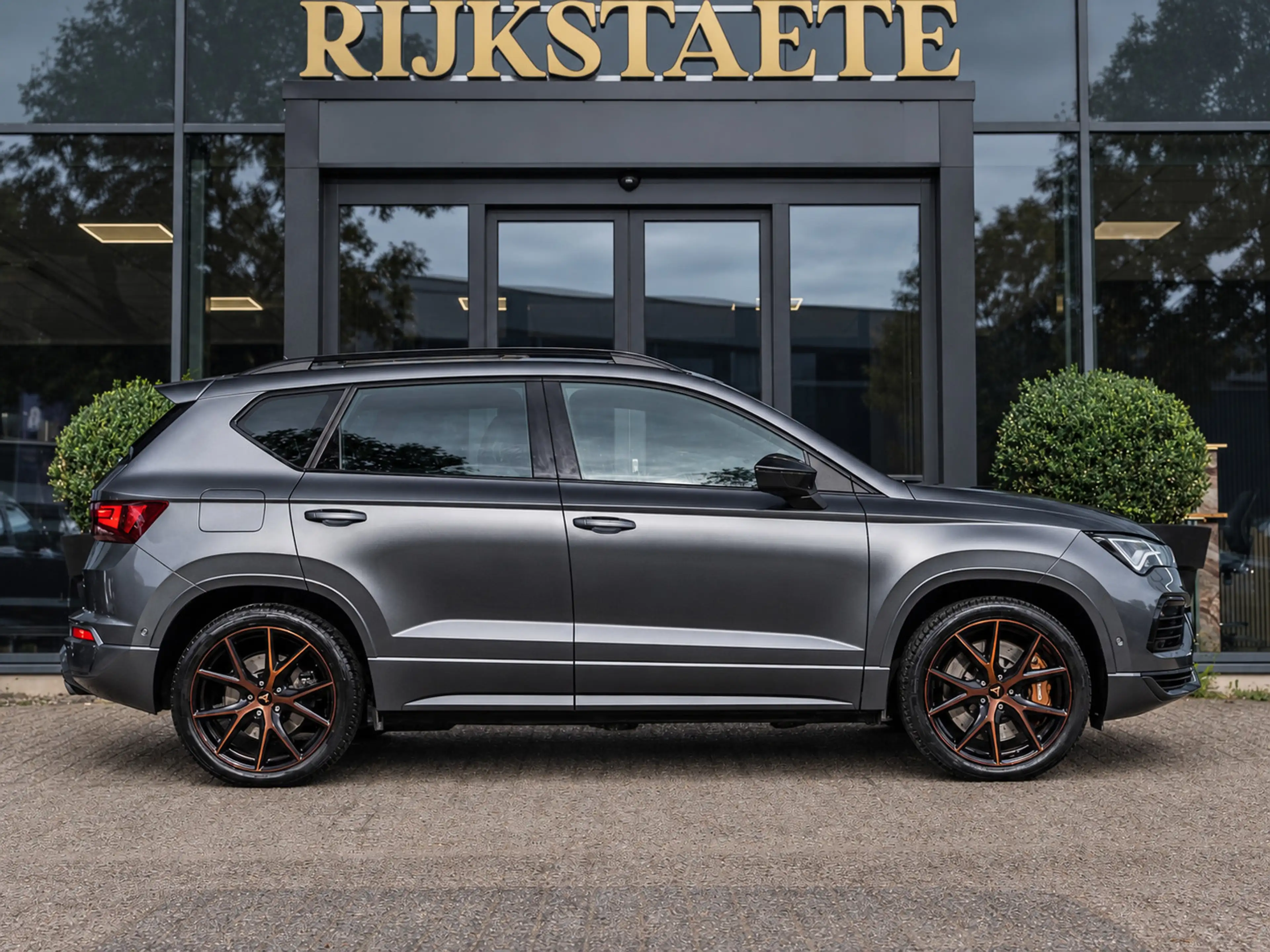 CUPRA Ateca 2.0 TSI 4DRIVE|PANO|KUIPST|BEATS|ACC|360°|SFEER — photo 6