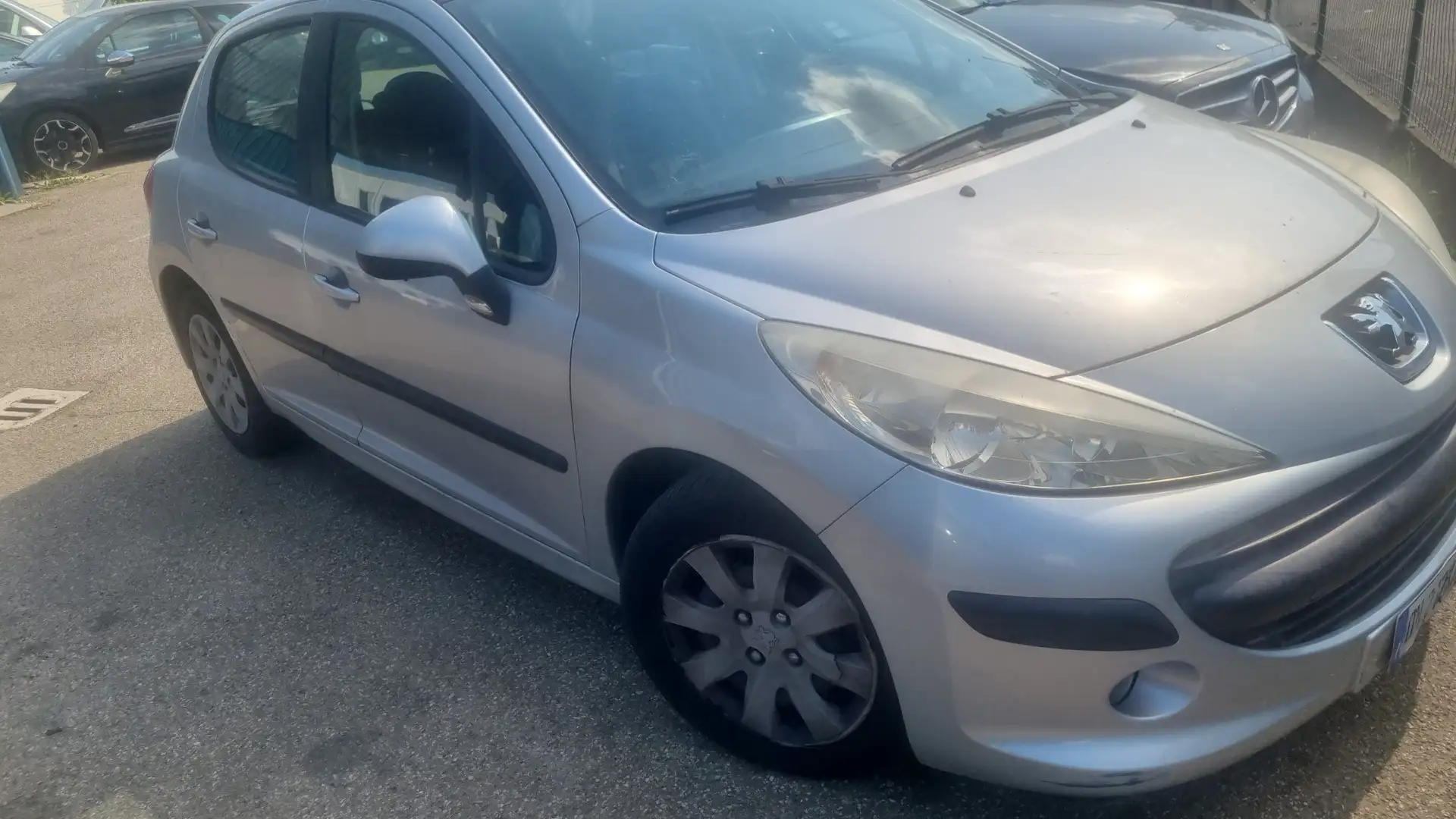 Peugeot 207 207 5p 1.4 hdi Energie Grigio - 2