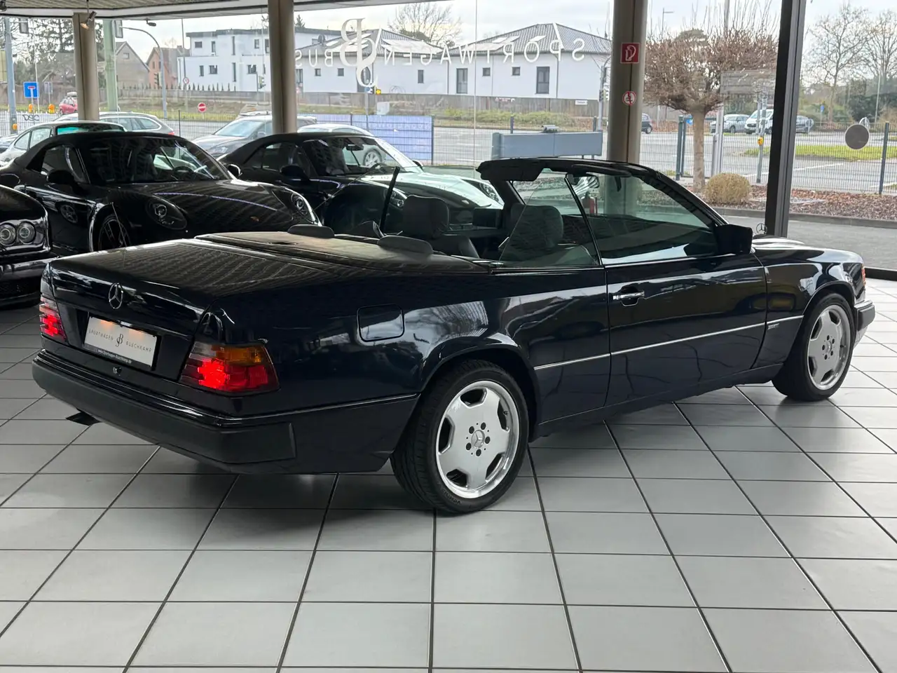 Mercedes-Benz E 320 W124 Cabrio SPORTLINE TimeMAX KLIMA MEMORY, foto 4