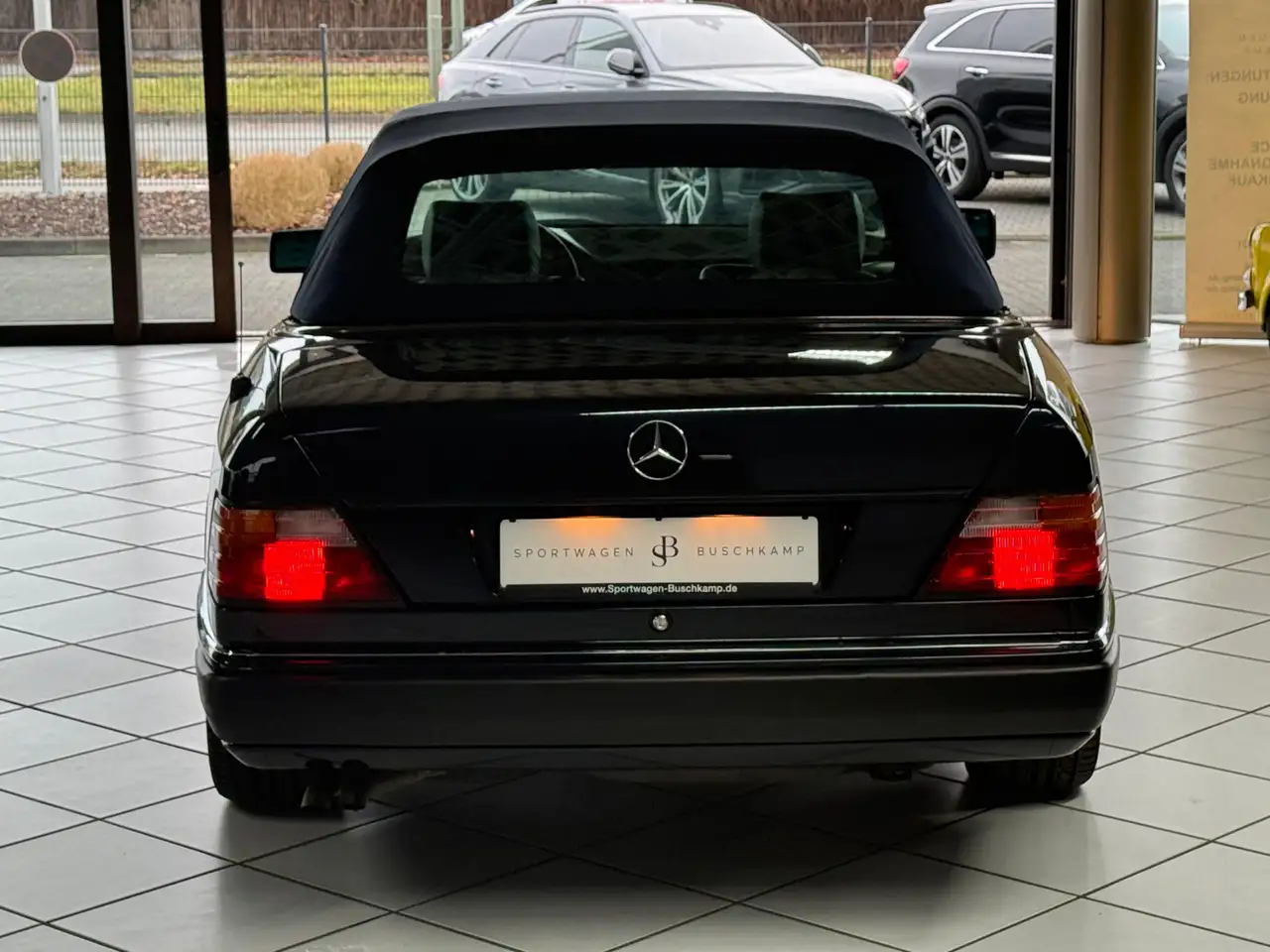 Mercedes-Benz E 320 W124 Cabrio SPORTLINE TimeMAX KLIMA MEMORY, foto 8