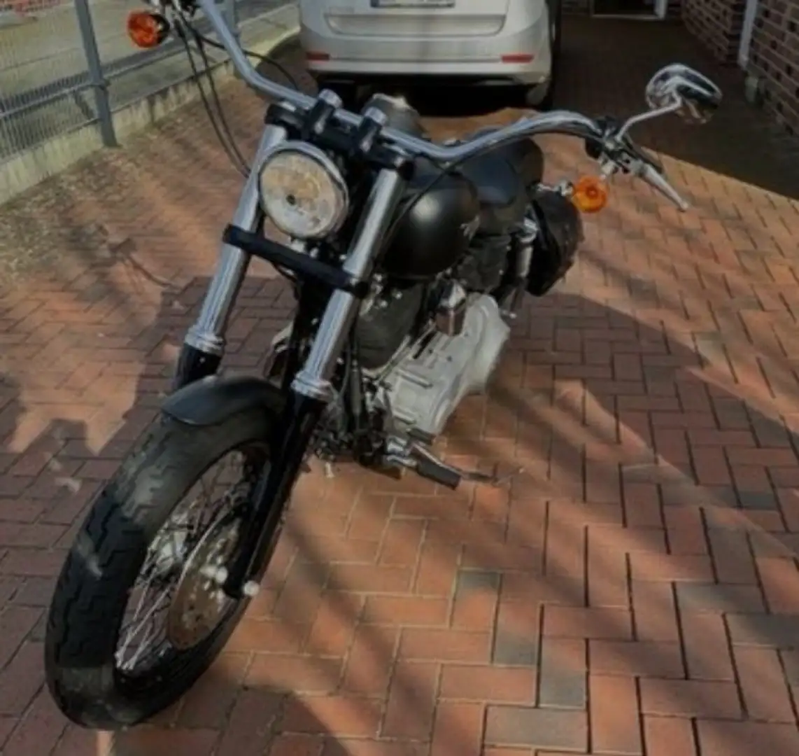 Harley-Davidson Dyna Street Bob Negru - 2
